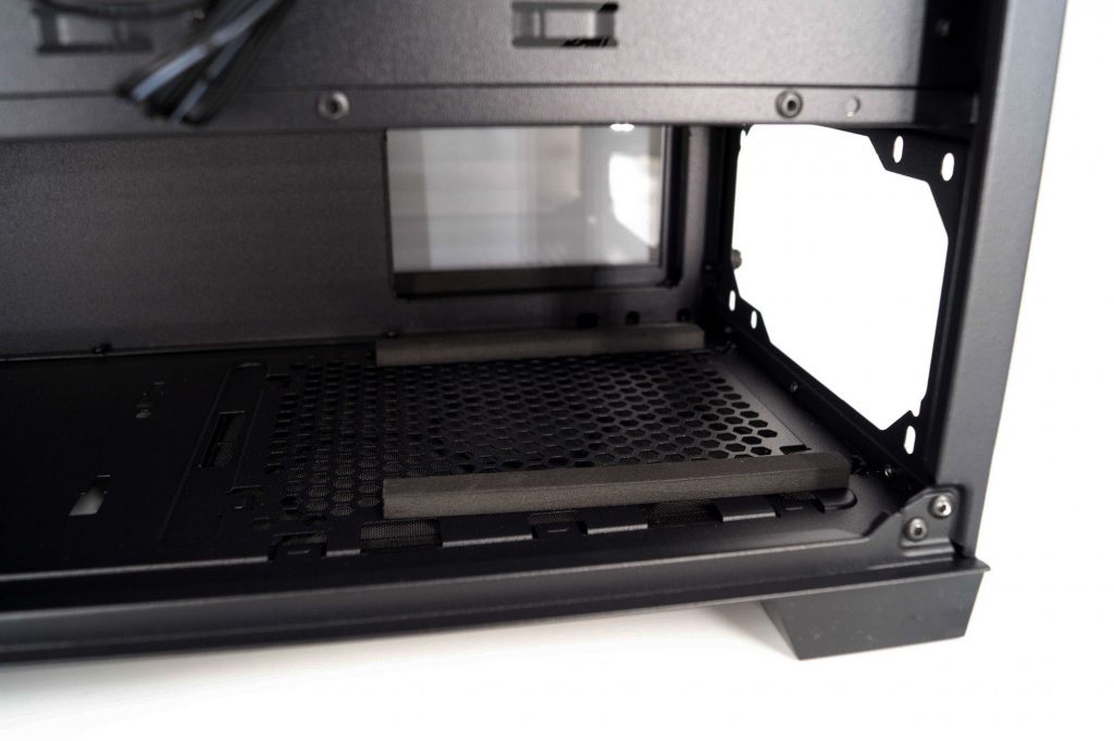 Test ANTEC DF700 Flux : emporté par la houle ! 16 Antec DF700 Flux033 1