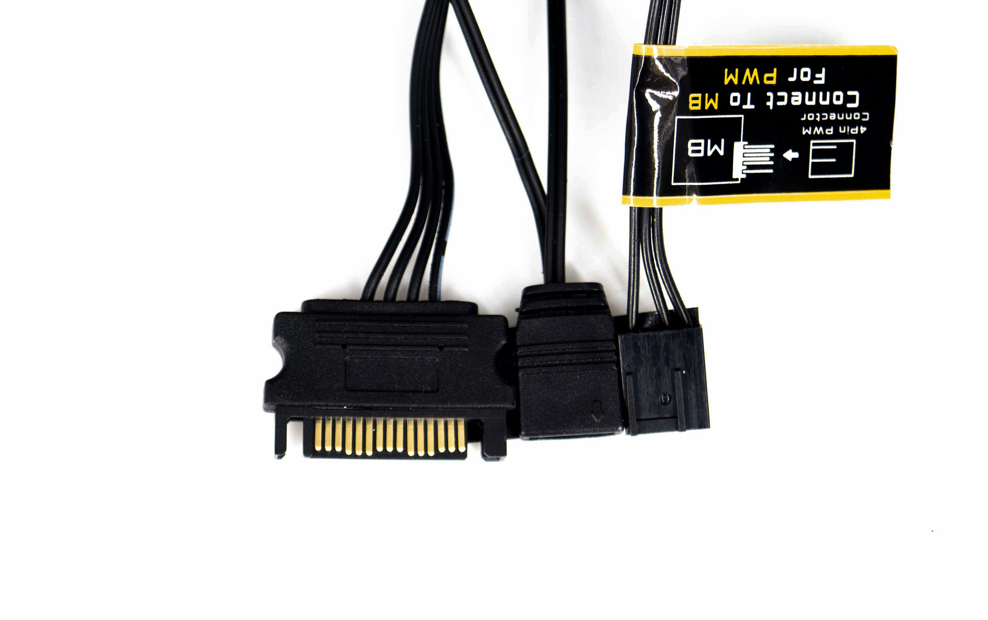 Test ANTEC DF700 Flux : emporté par la houle ! 17 Antec DF700