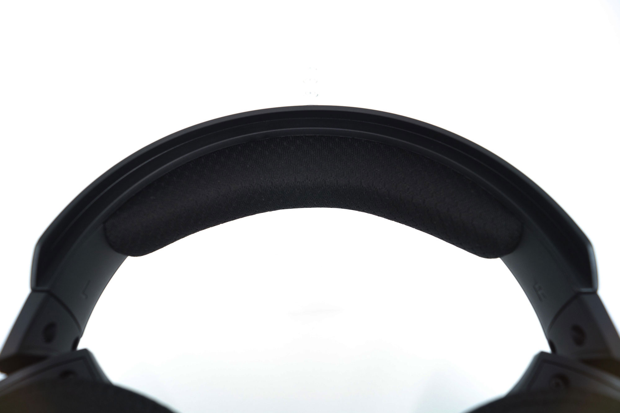 Test du casque Cooler Master MH650 : à l'aise sur tous les fronts 6 Cooler Master MH650 014