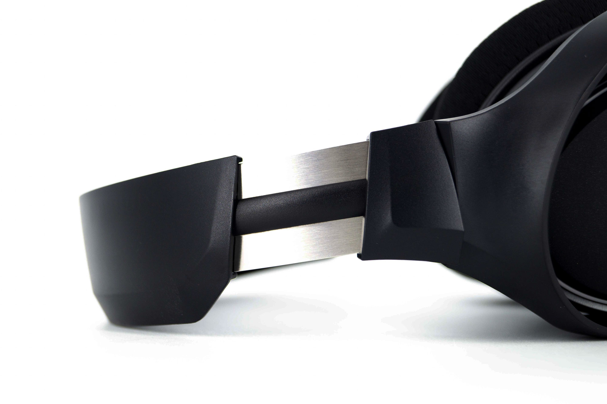 Test du casque Cooler Master MH650 : à l'aise sur tous les fronts 21 Cooler Master MH650 024