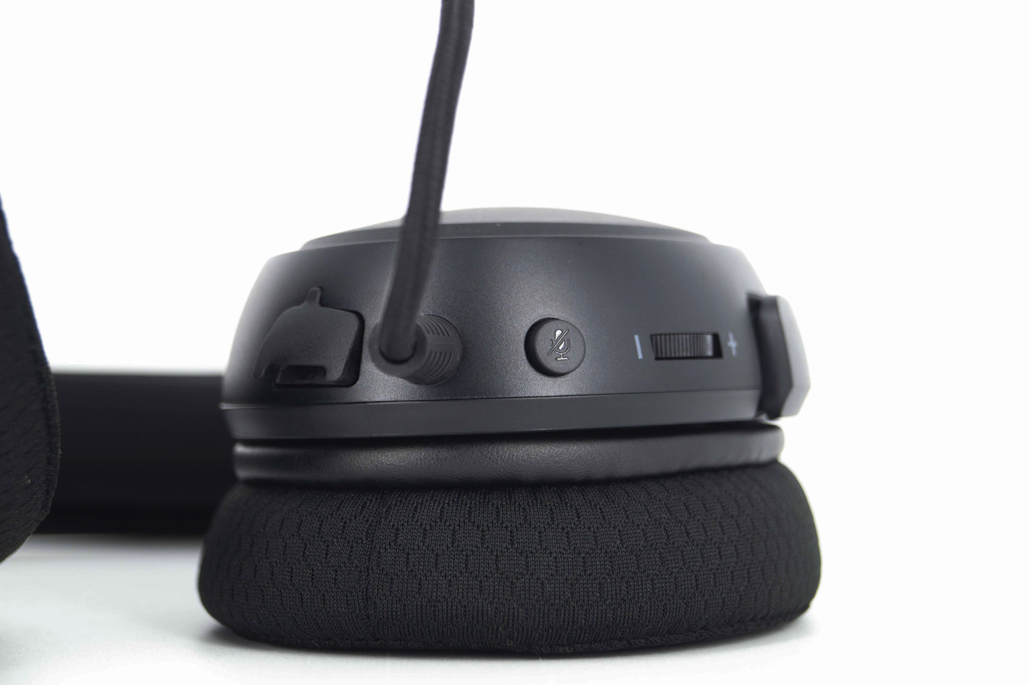 Test du casque Cooler Master MH650 : à l'aise sur tous les fronts 12 Cooler Master MH650 028