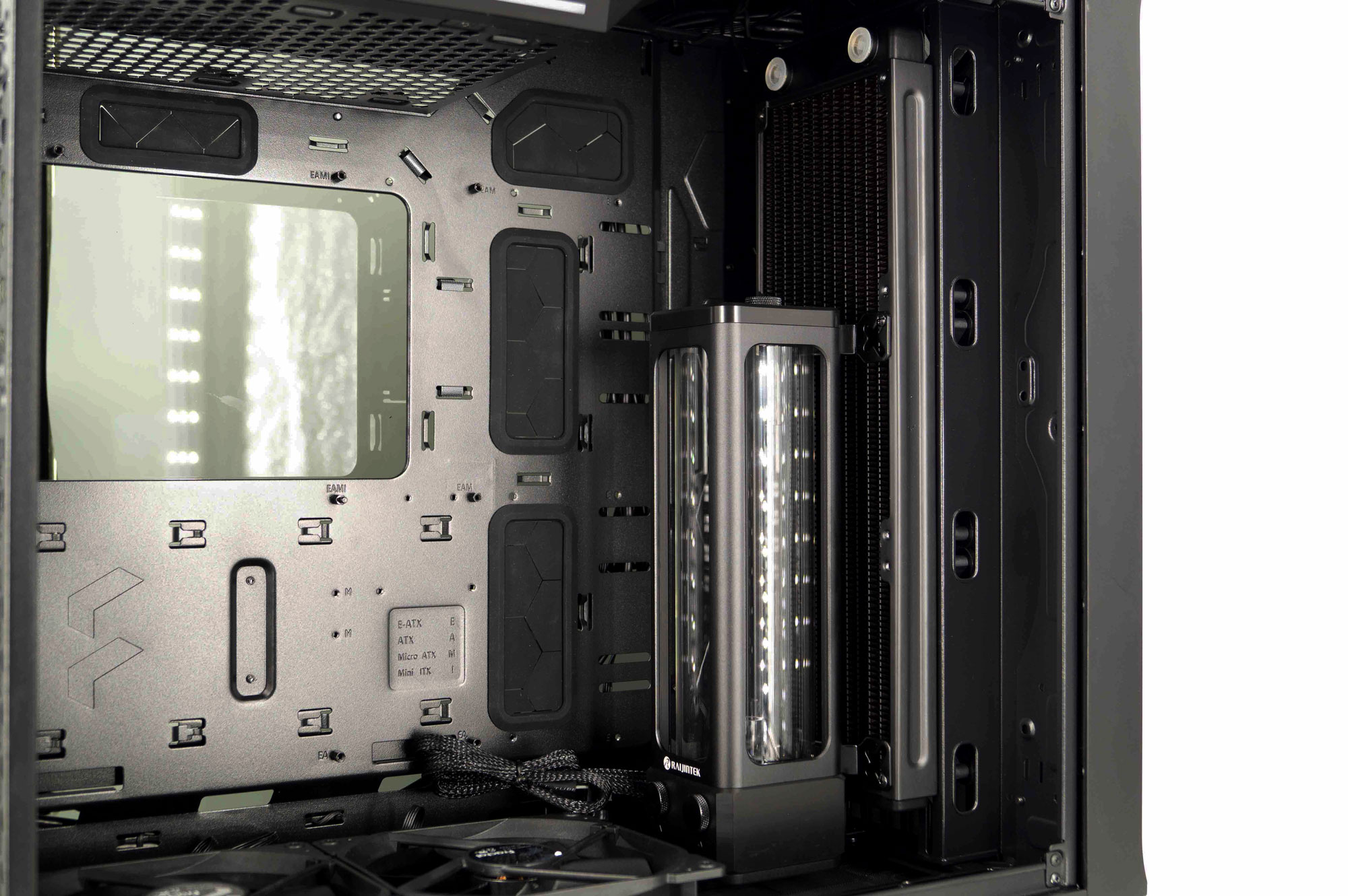 Test du RAIJINTEK SCYLLA Elite CA360 10 Raijintek scylla elite ca360 montage 010