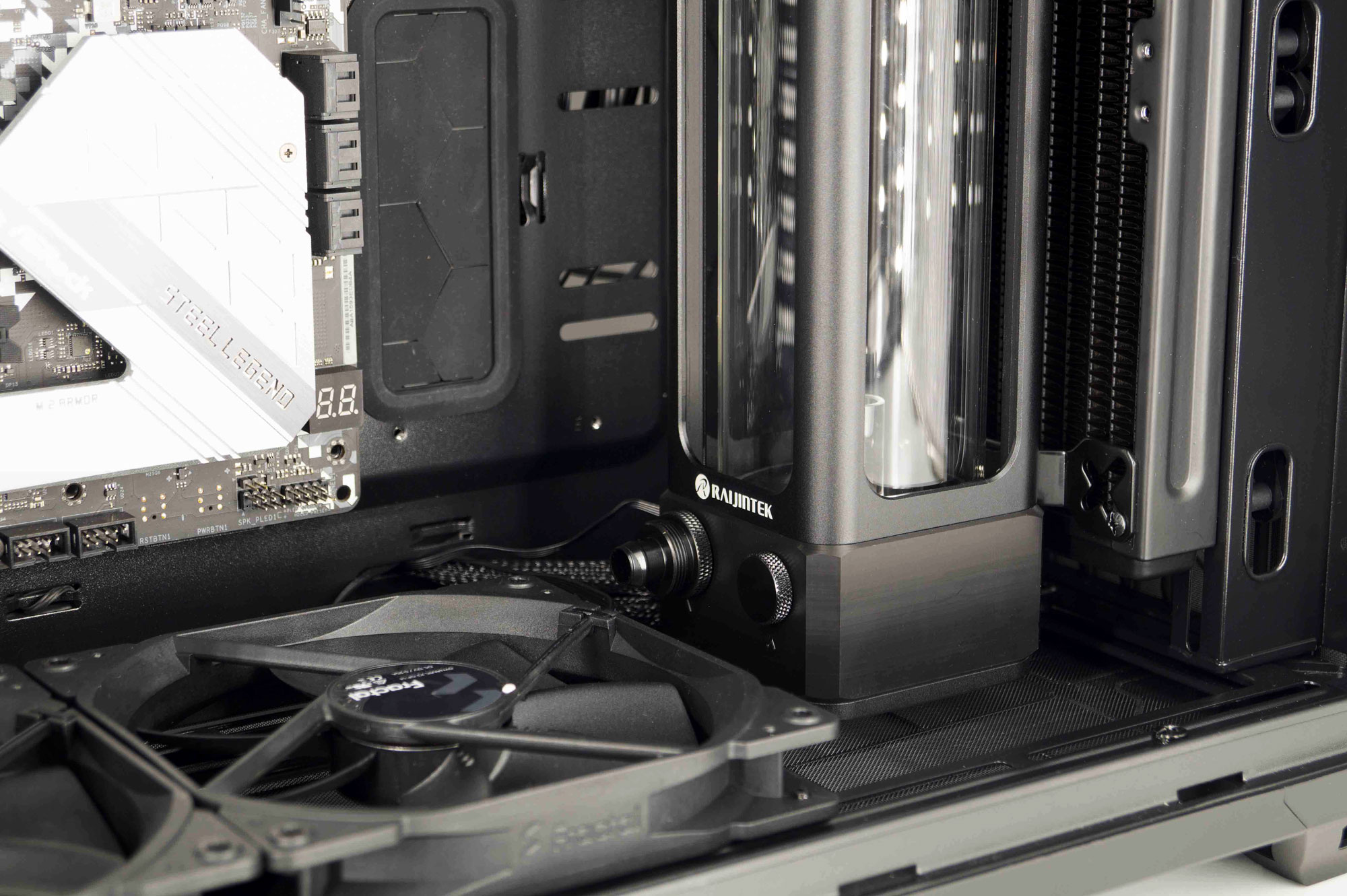 Test du RAIJINTEK SCYLLA Elite CA360 15 Raijintek scylla elite ca360 montage 014