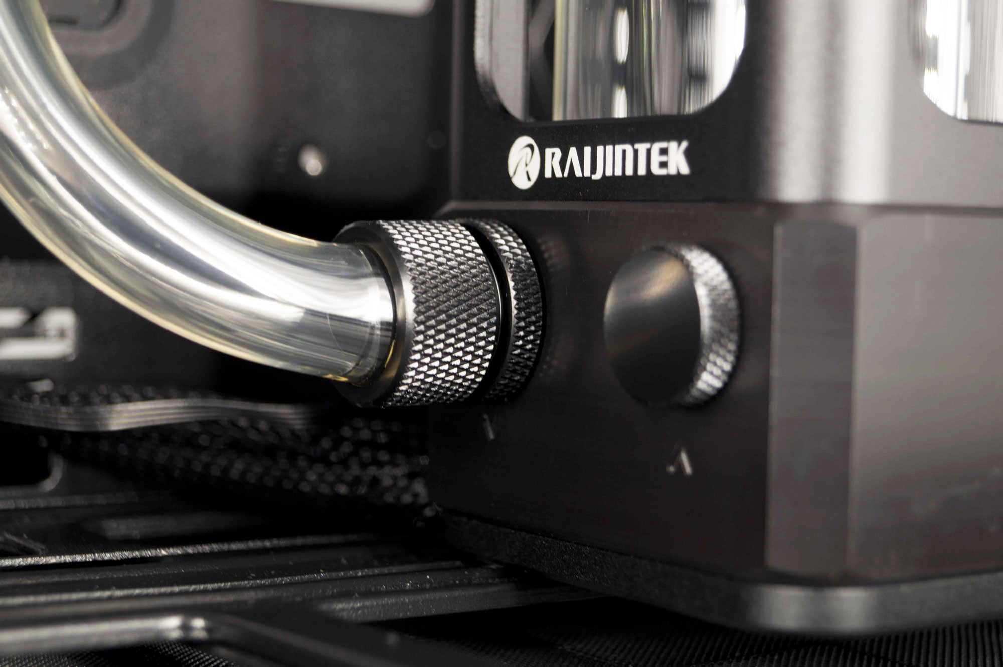 Test du RAIJINTEK SCYLLA Elite CA360 19 Raijintek scylla elite ca360 montage 018