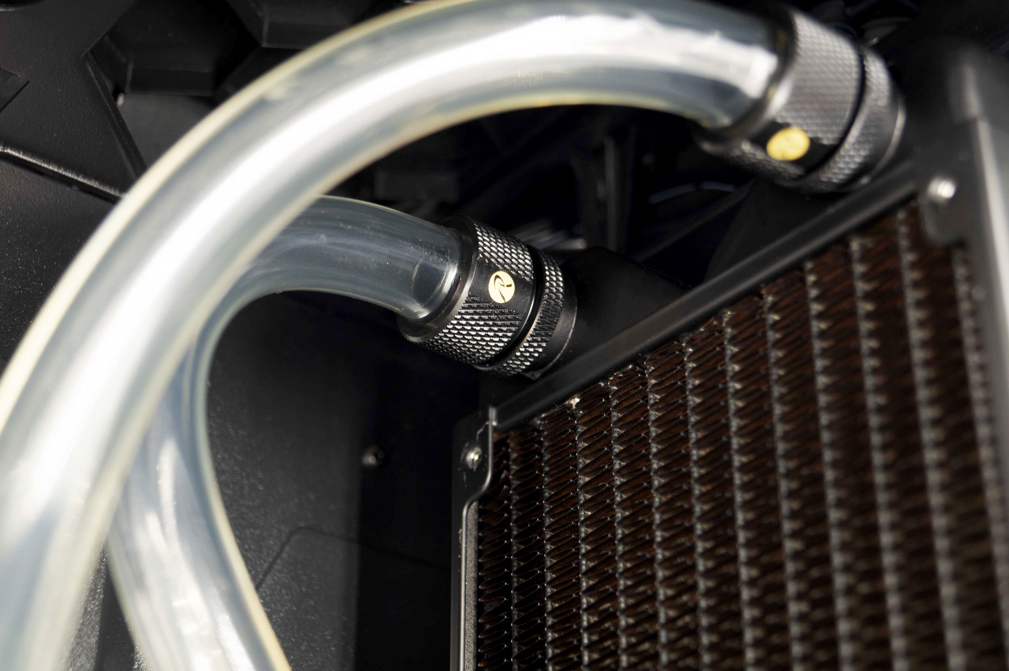 Test du RAIJINTEK SCYLLA Elite CA360 20 Raijintek scylla elite ca360 montage 019