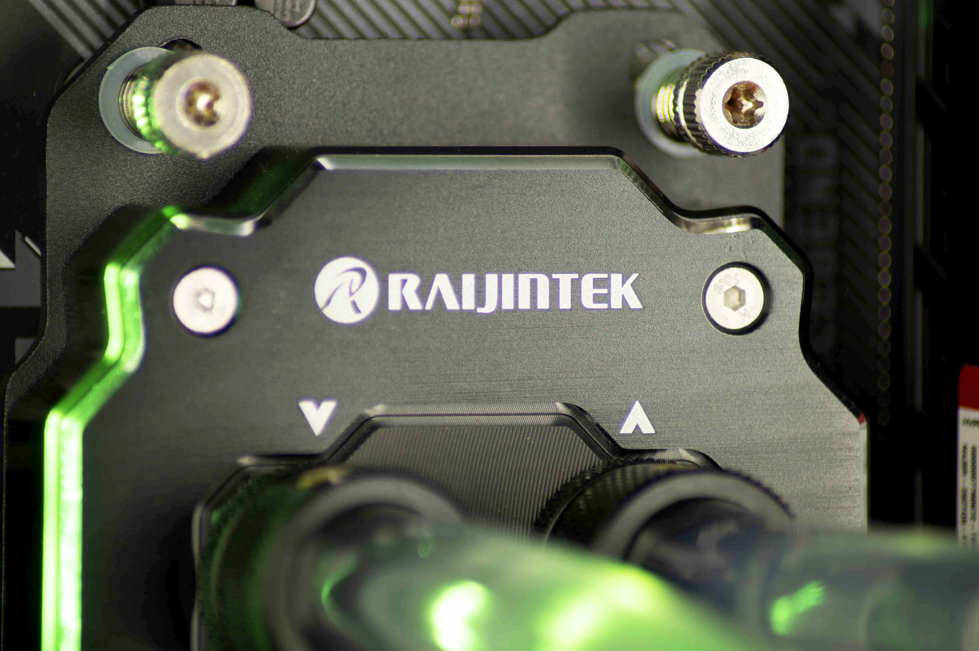 Test du RAIJINTEK SCYLLA Elite CA360 28 Raijintek scylla elite ca360 montage 027