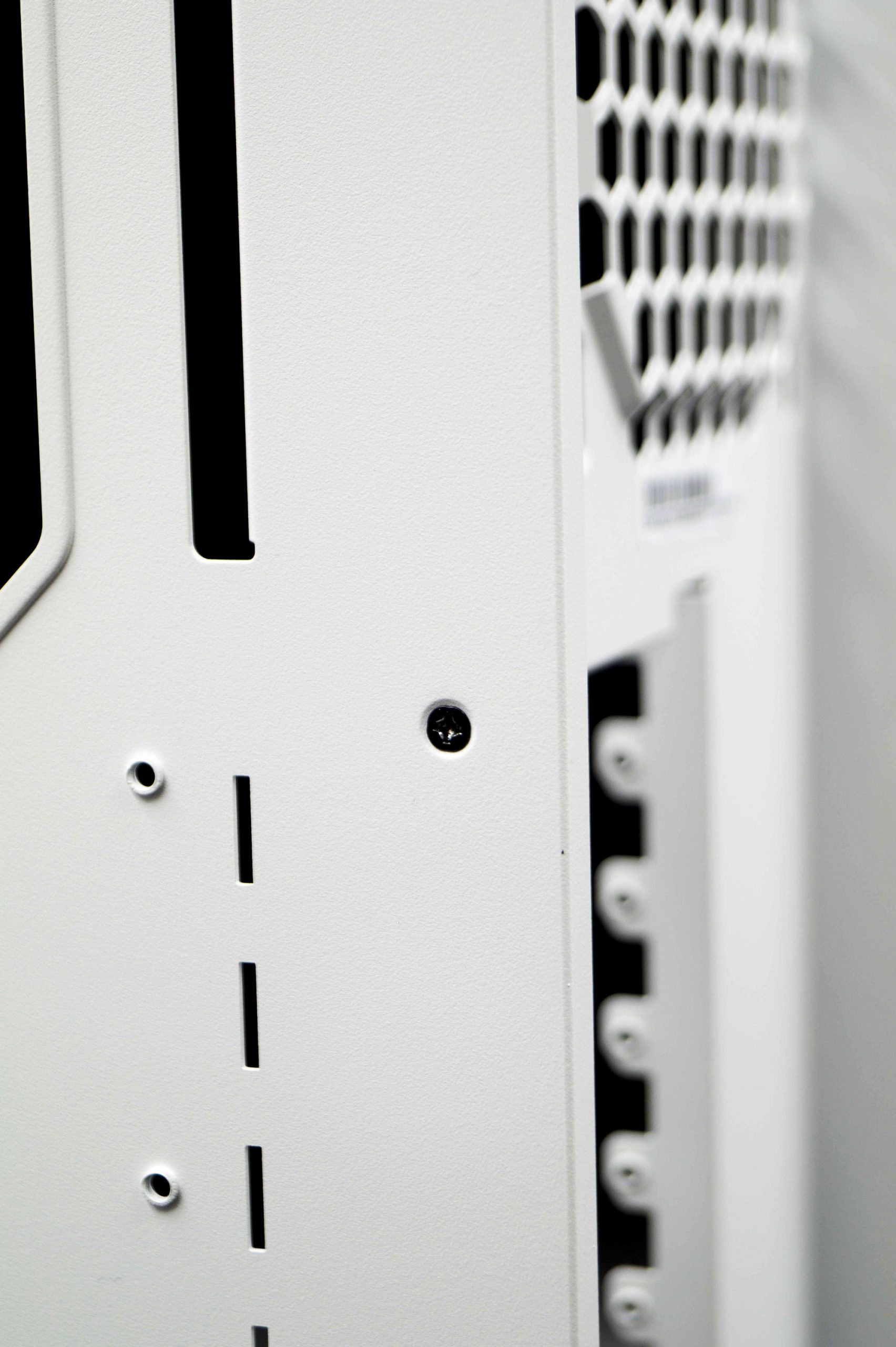 InWin AIRFORCE 030 scaled