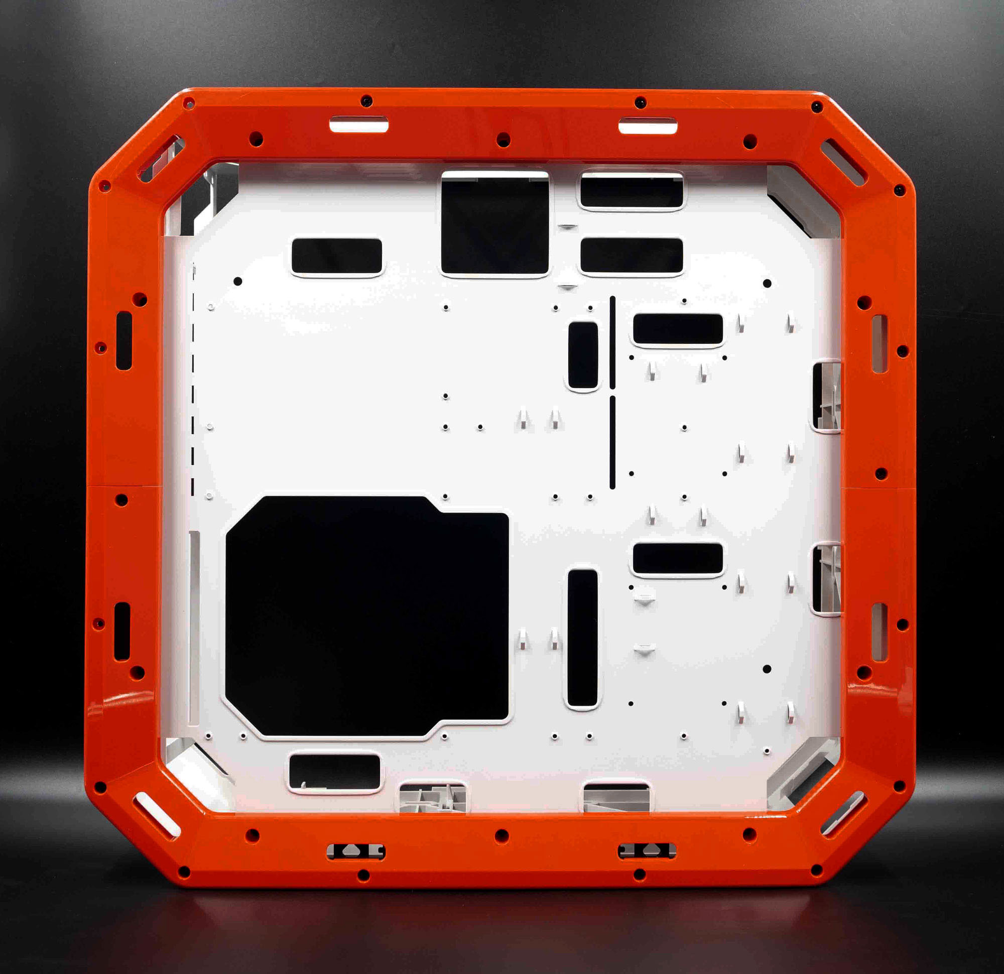 InWin AIRFORCE 044 1