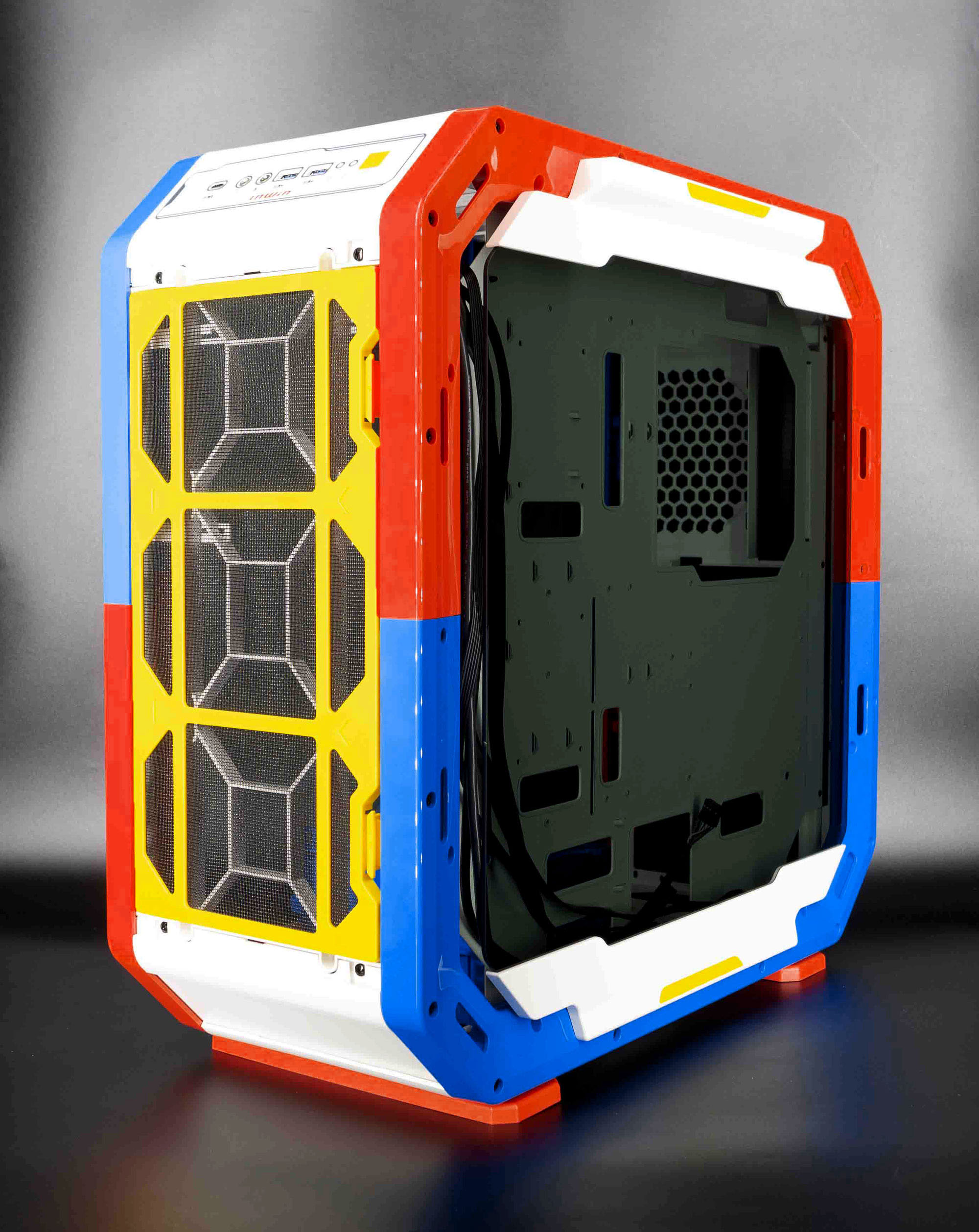 InWin AIRFORCE 062 1