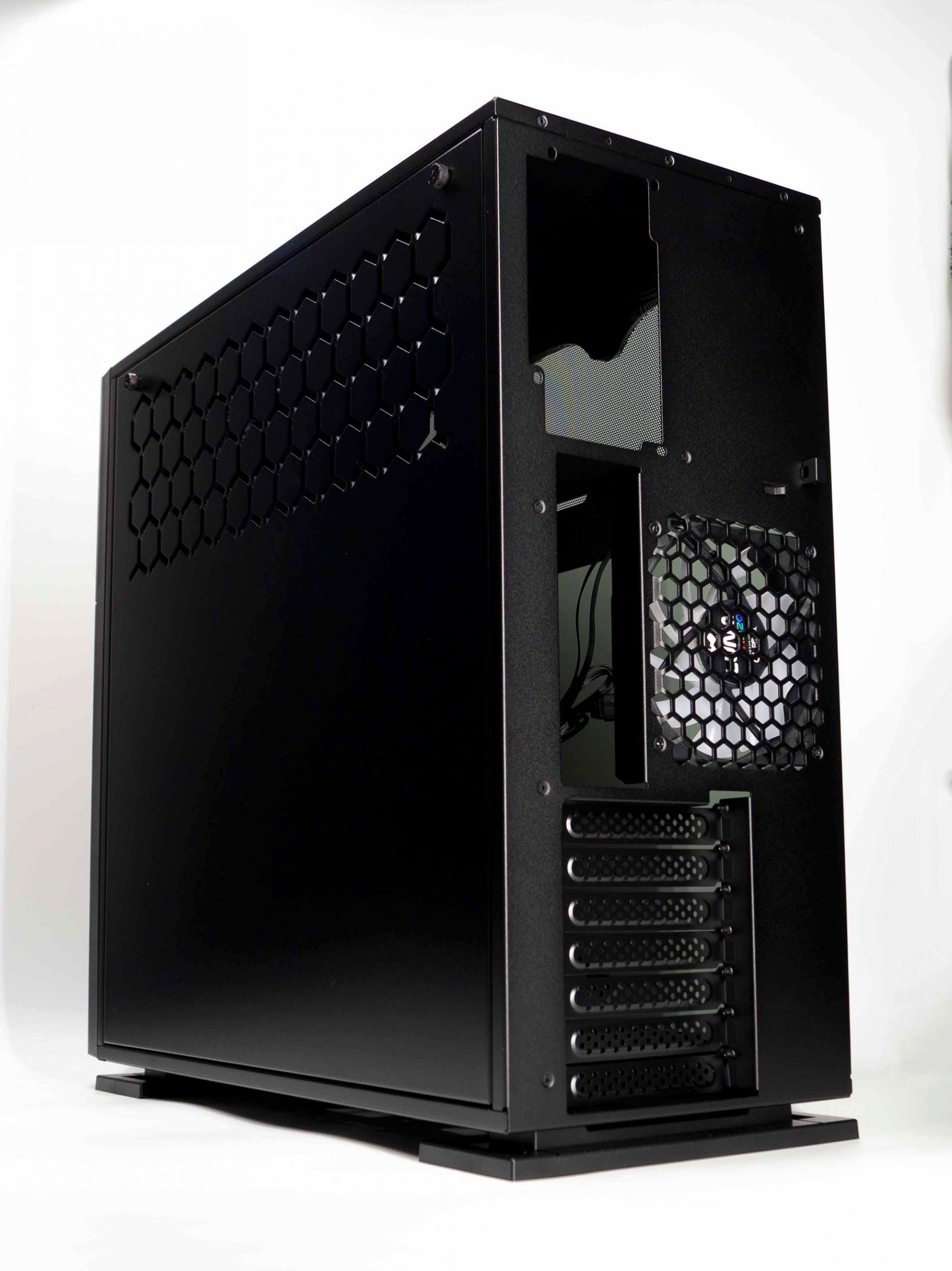 Boîtier InWin N515 et AIO NR36 : un mariage efficace 5 InWin N515 109 scaled