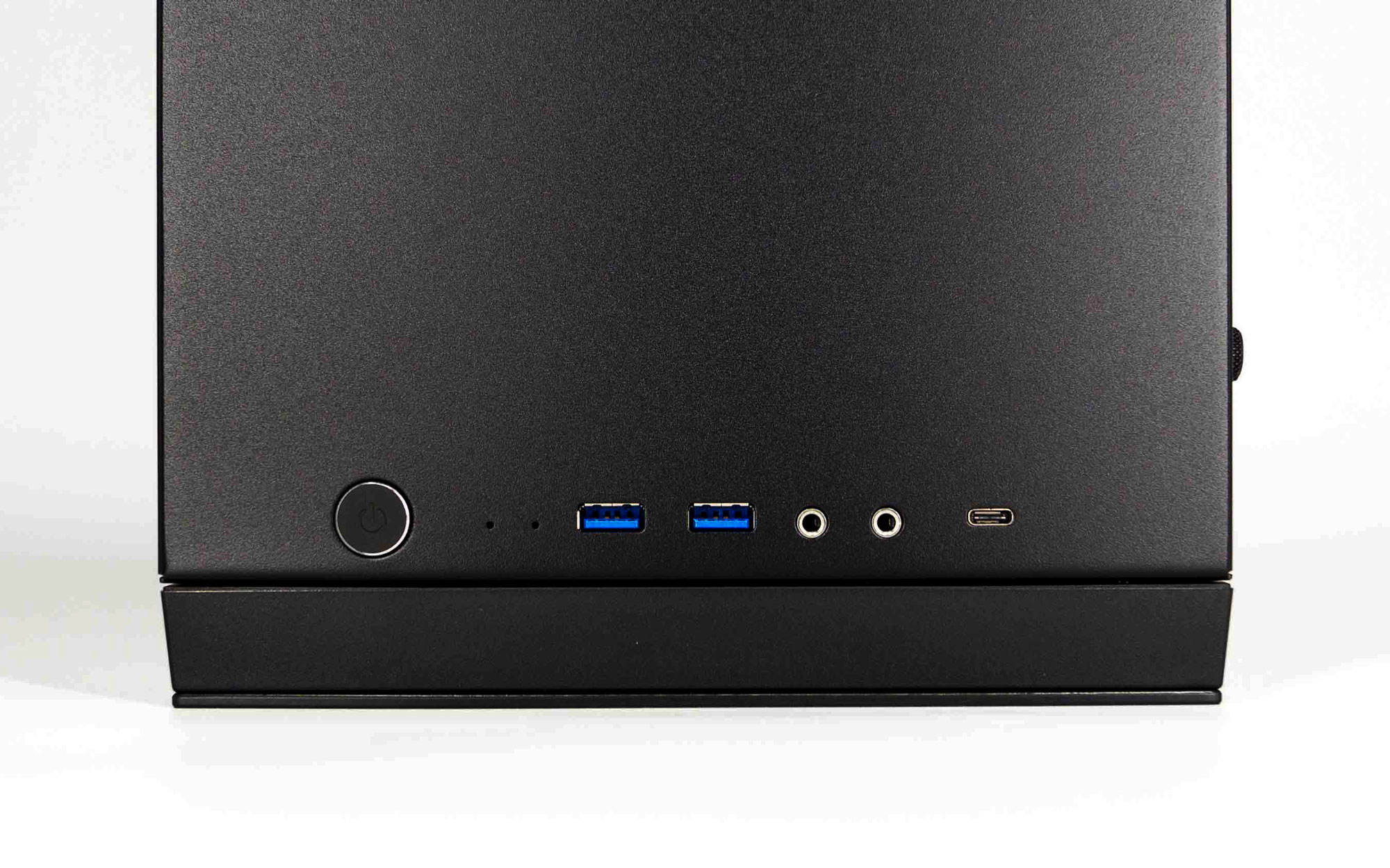 Boîtier InWin N515 et AIO NR36 : un mariage efficace 9 InWin N515 115