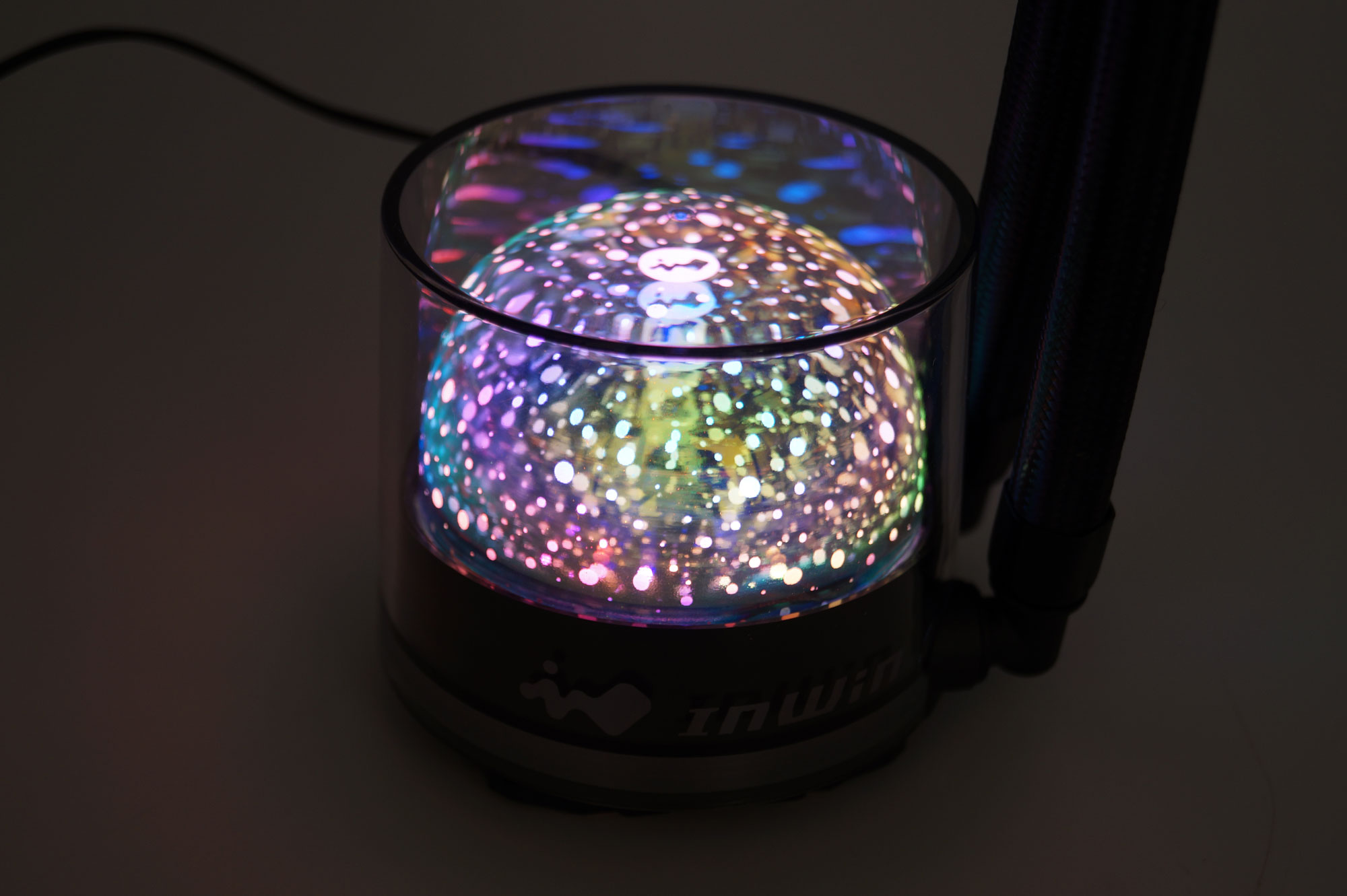 Boîtier InWin N515 et AIO NR36 : un mariage efficace 24 InWin NR36 126