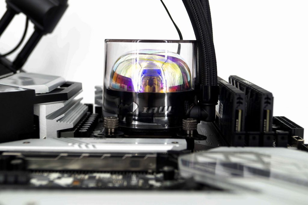 Boîtier InWin N515 et AIO NR36 : un mariage efficace 9 Inwin Nr36 N515 108