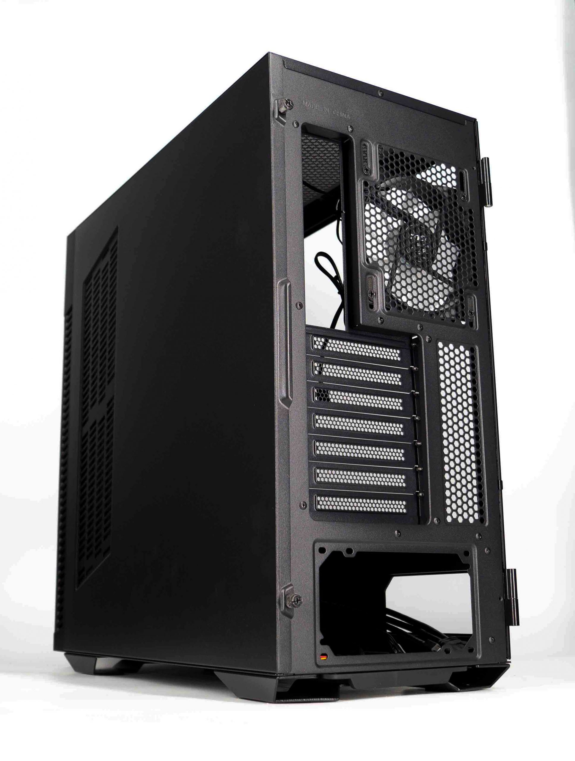 MSI MPG VELOX 100R : le test 4 Msi Mag Velox 100r 011