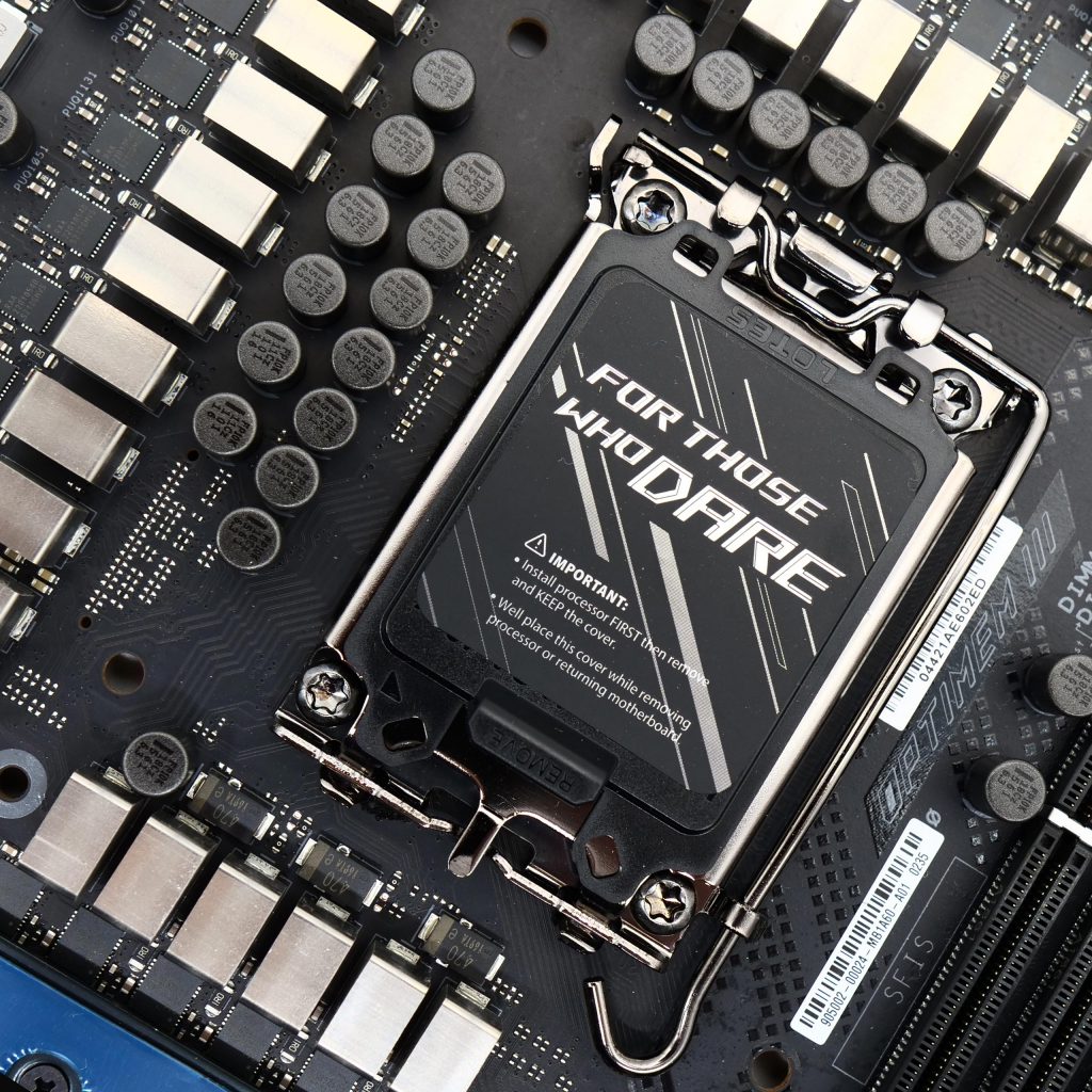 Rog Maximus Z690 Extreme Glacial : La Carte Ultime 3 Z690 Extreme Glacial socket