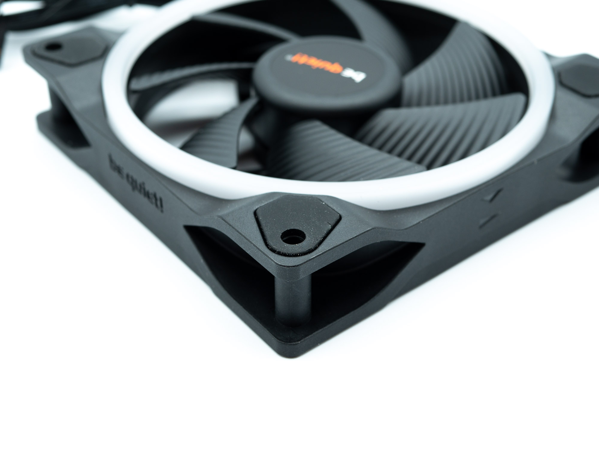 Test be quiet! Light Wings 120 mm PWM : RGB On 7 Be Quiet Light Wings 120 21