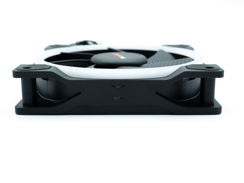 Test be quiet! Light Wings 120 mm PWM : RGB On 4 Be Quiet Light Wings 120 23