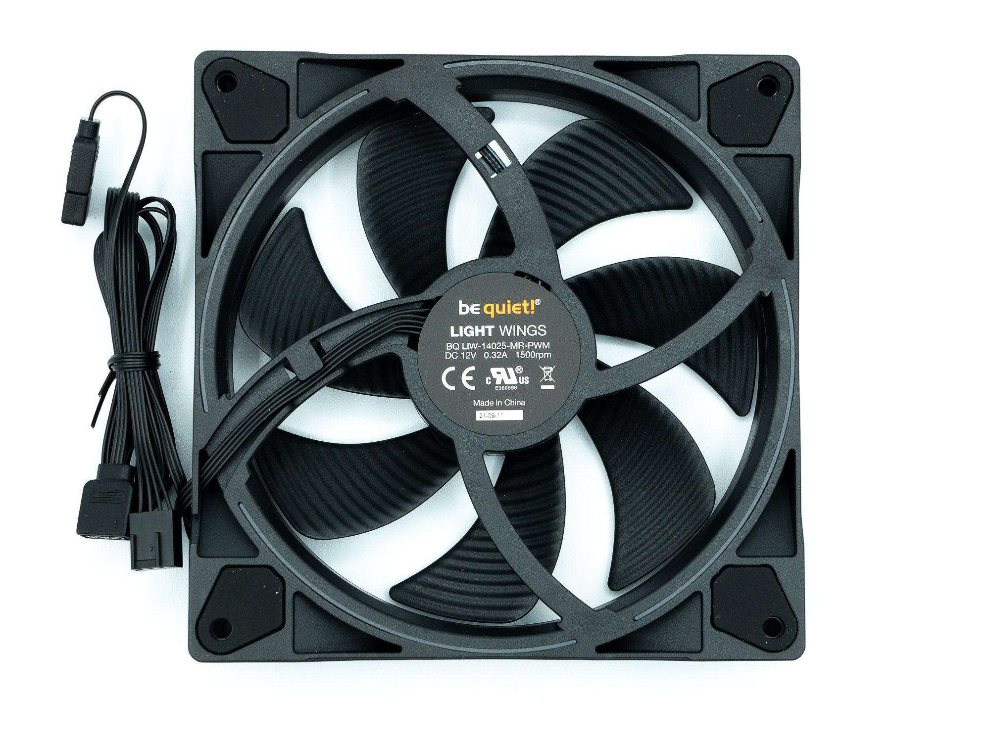 Test be quiet! Light Wings 140 PWM : Silence et Lumière 6 Be Quiet Light Wings 120 5