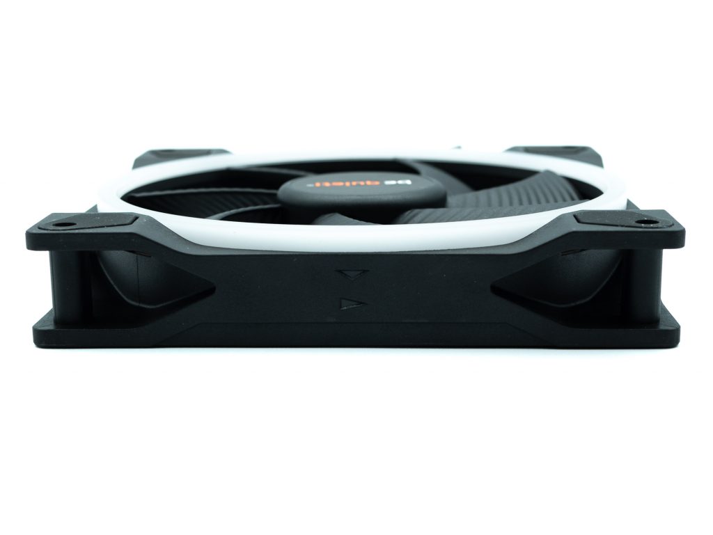 Test be quiet! Light Wings 140 PWM : Silence et Lumière 3 Be Quiet Light Wings 120 7