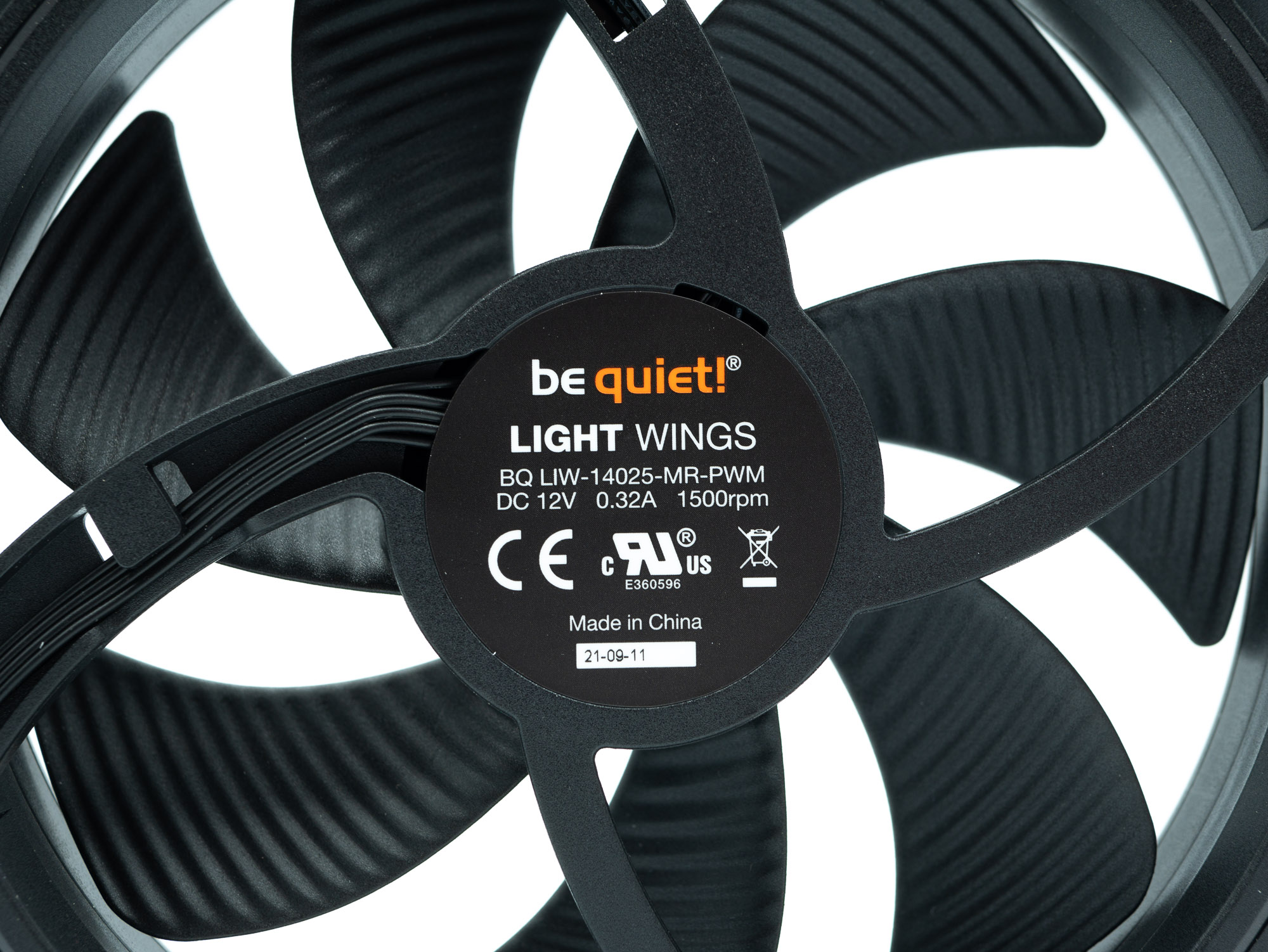 Test be quiet! Light Wings 140 PWM : Silence et Lumière 7 Be Quiet Light Wings 120 8