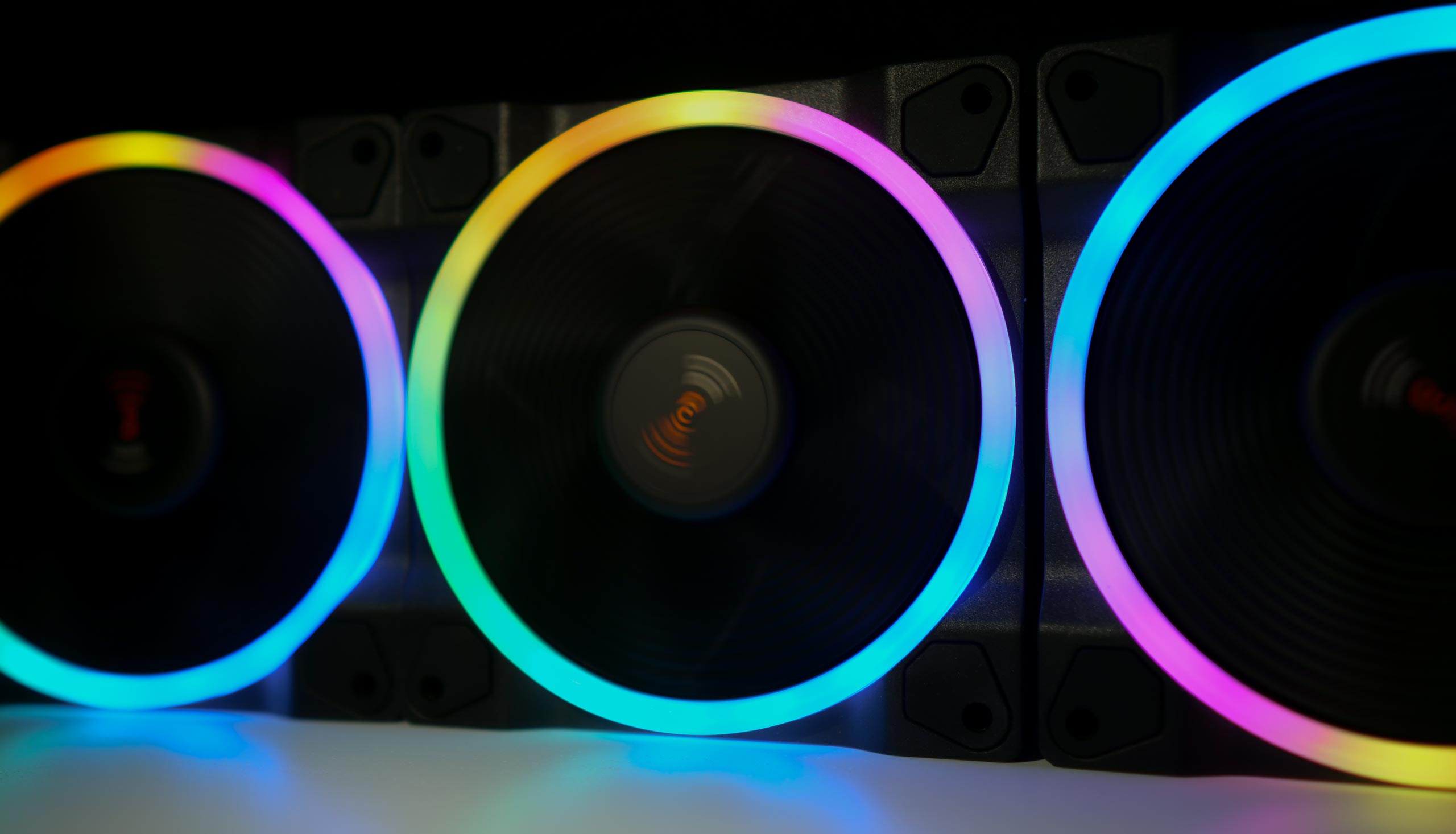 Test be quiet! Light Wings 140 PWM : Silence et Lumière 11 Be Quiet Light Wings Effet Rgb 4