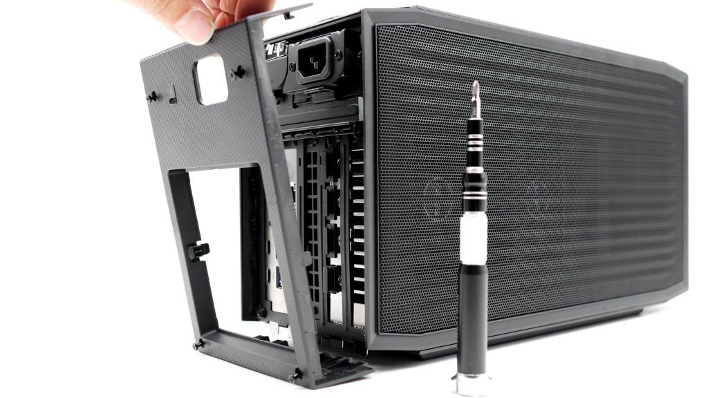 Intel Nuc Extreme 11 Beast Canyon Demontage Etape 2