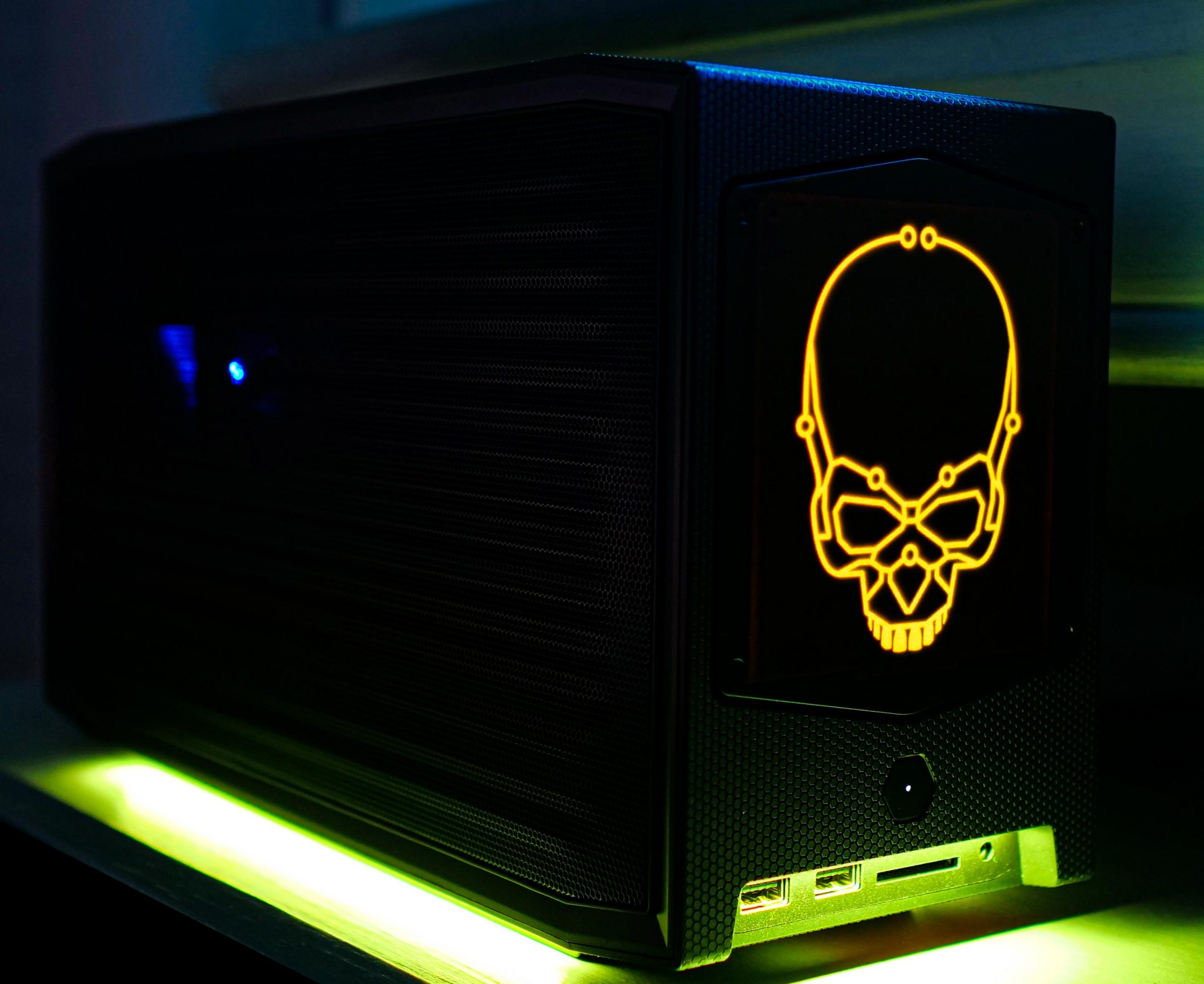 Test Intel Nuc 11 Extreme : Une Bête De Course ? 3 Intel Nuc Extreme 11 Beast Canyon Rgb