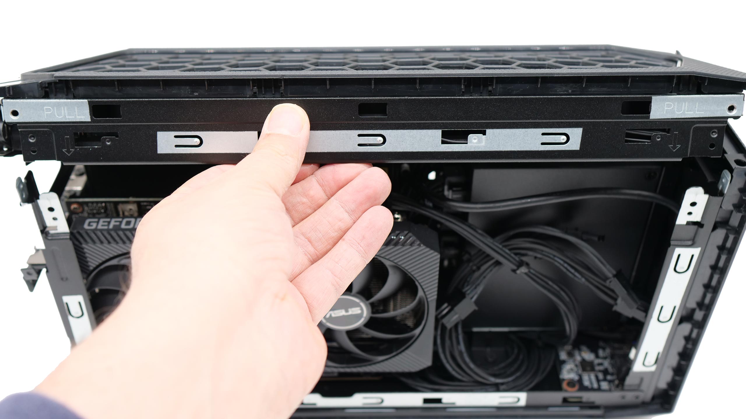 Test Intel Nuc 11 Extreme : Une Bête De Course ? 8 Intel Nuc Extreme 11 Beast Canyon Vue Interieur 3