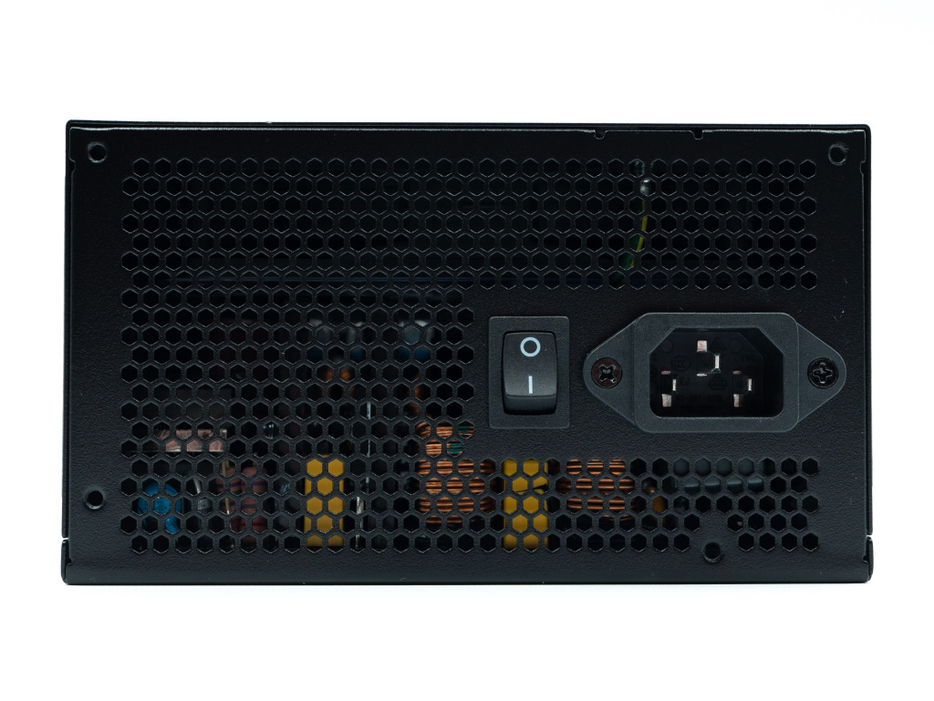 Silverstone Da750 17