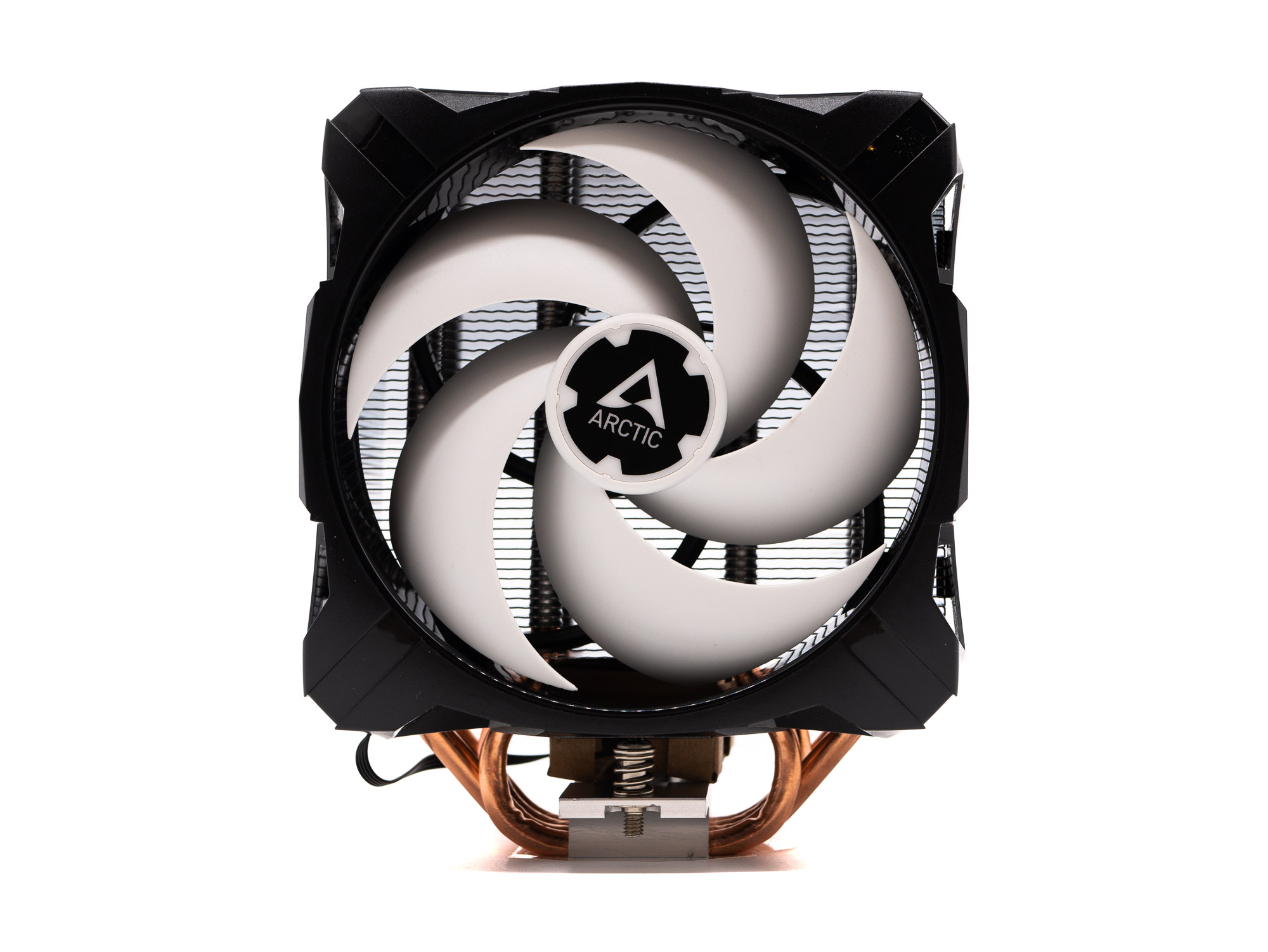 Test Arctic Freezer i35 : simplicité et efficacité 3 Arctic I35 11