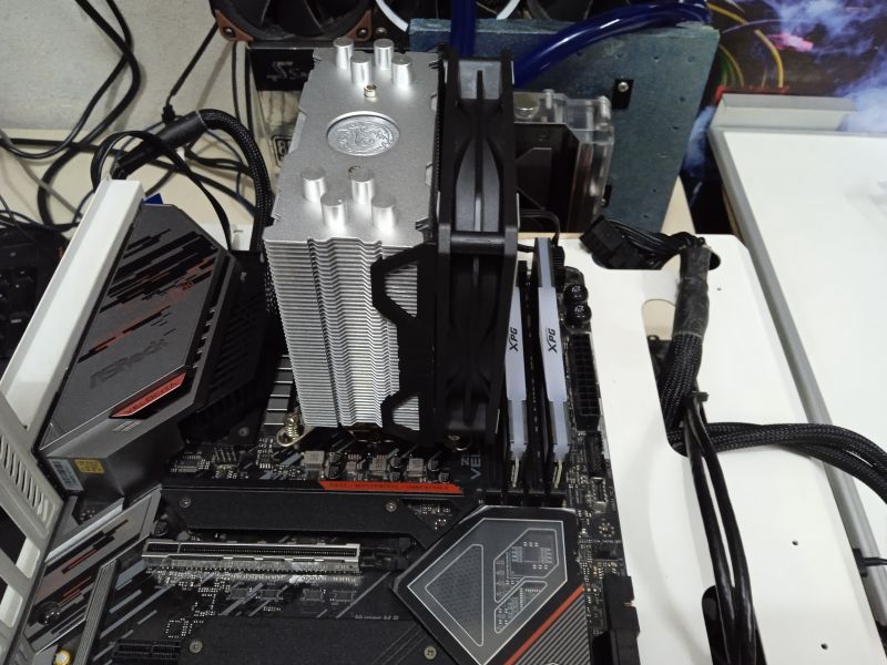 Bitspower The Phantom 02