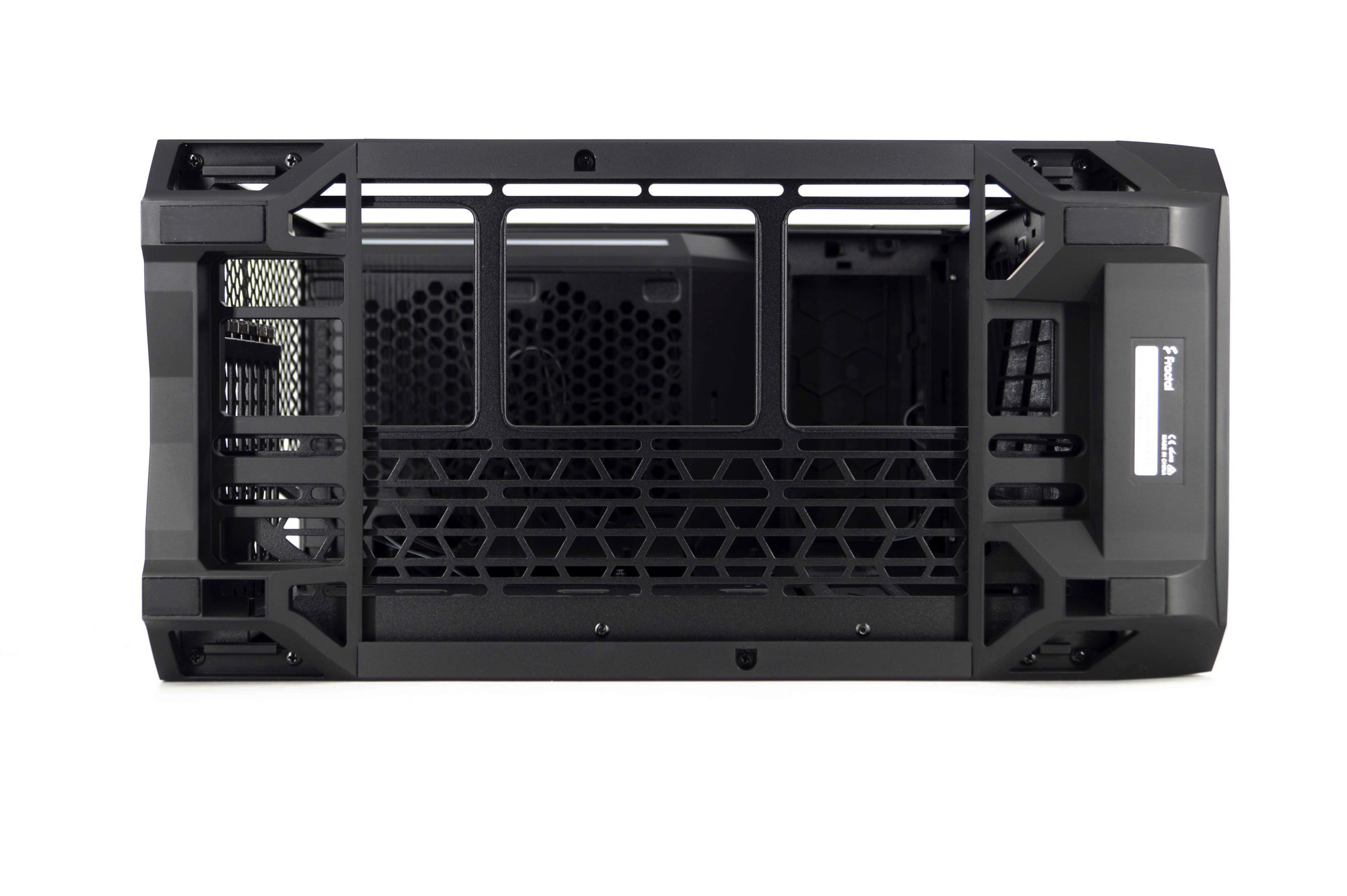 Fractal Torrent Compact 059