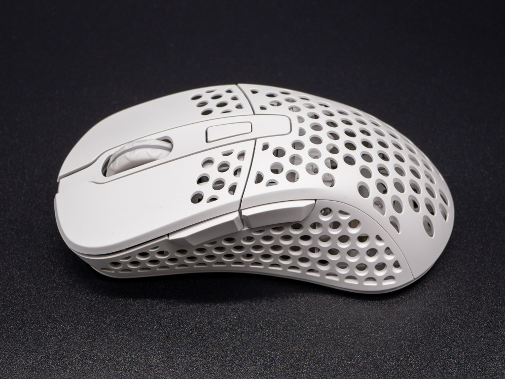 Test Xtrfy M4 Wireless : avis complet sur la souris gaming suédoise 2025 13 Xtrfy M4 Wireless 13
