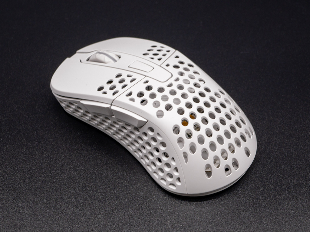 Test Xtrfy M4 Wireless : avis complet sur la souris gaming suédoise 2025 18 Xtrfy M4 Wireless 18