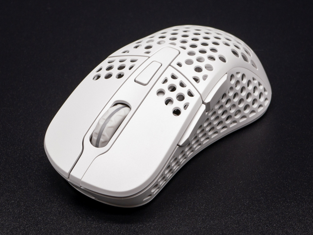 Test Xtrfy M4 Wireless : avis complet sur la souris gaming suédoise 2025 34 Xtrfy M4 Wireless 32