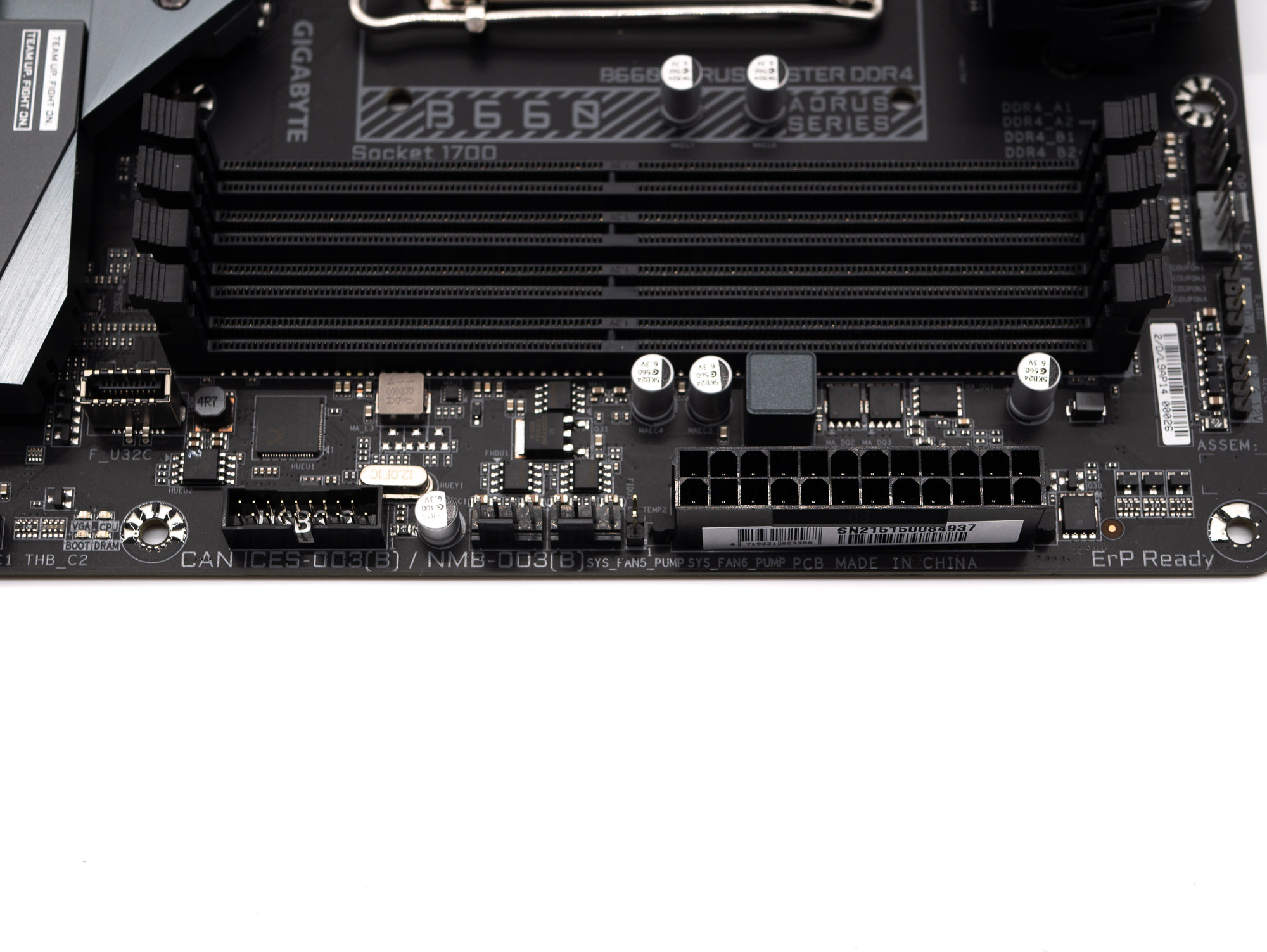 Gigabyte B660 Aorus Master Ddr4 17