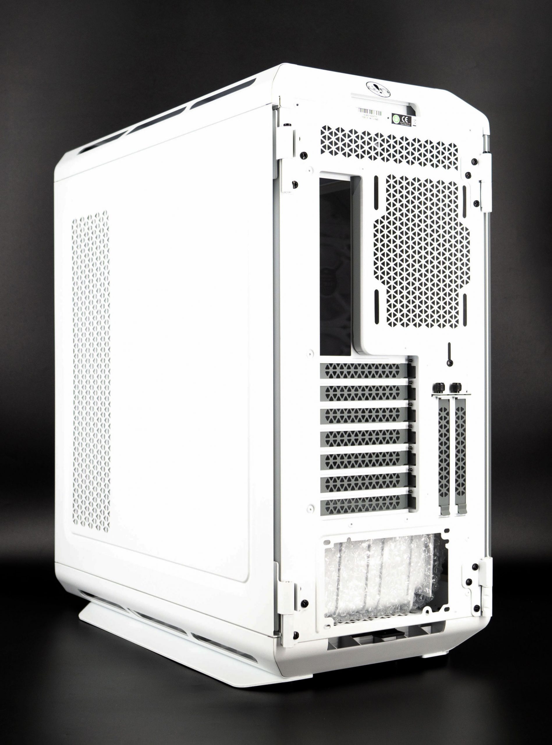 CORSAIR iCUE 5000T RGB : le RGB au service de l'élégance 4 Corsair Icue 5000 T Rgb 009