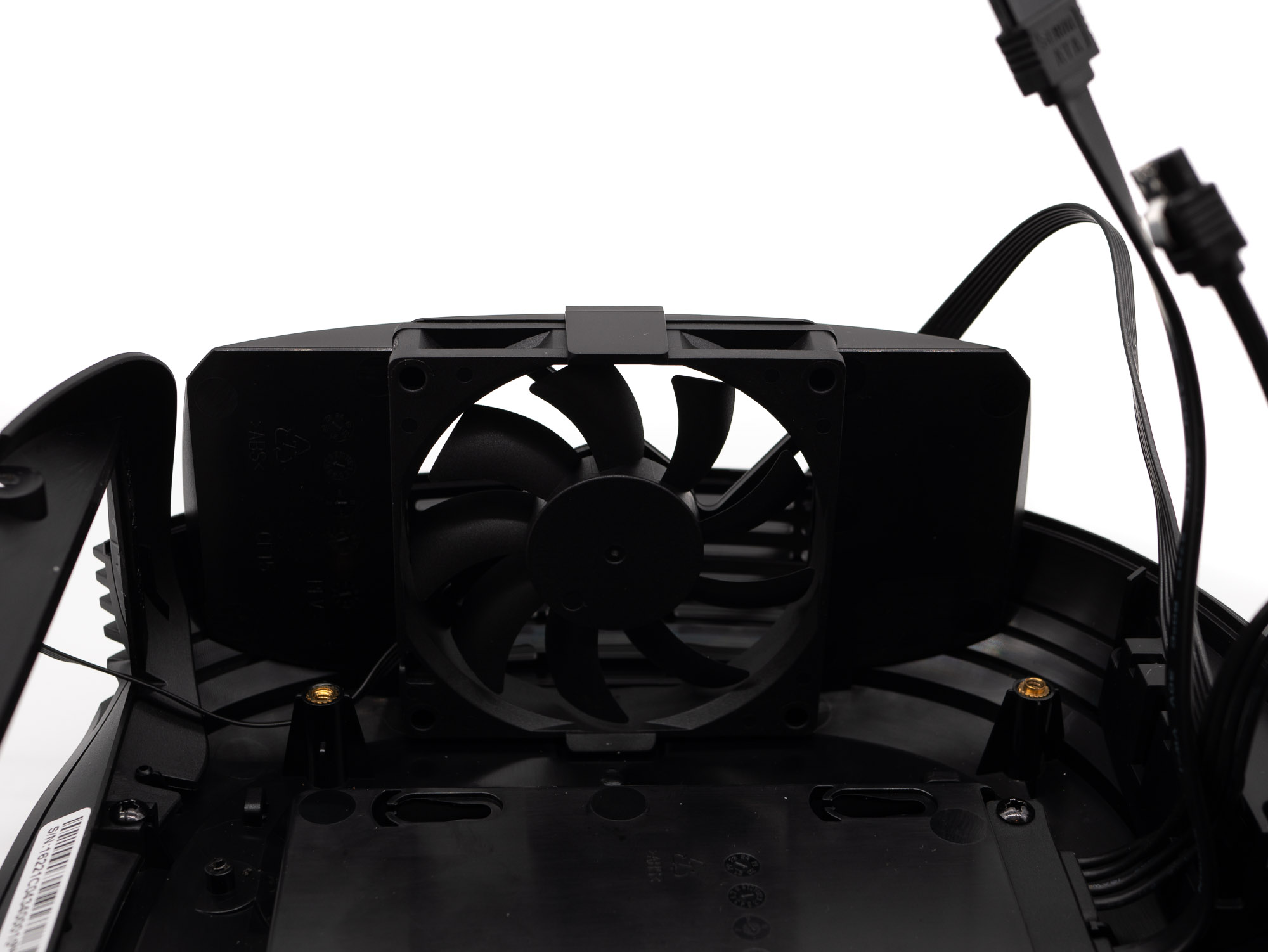 Test InWin B1 Mesh : le retour du mini boîtier OVNI 8 Inwin B1 Mesh 40