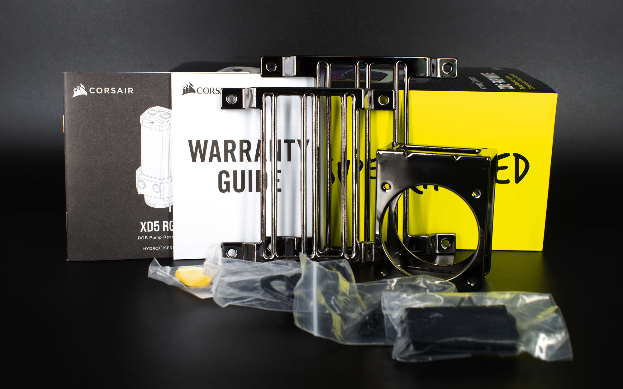 Test CORSAIR XH305i RGB PRO : un kit watercooling custom beau et efficace 15 Xh305i Rgb Pro Combo Pompe Reservoir Xd5 Rgb 006