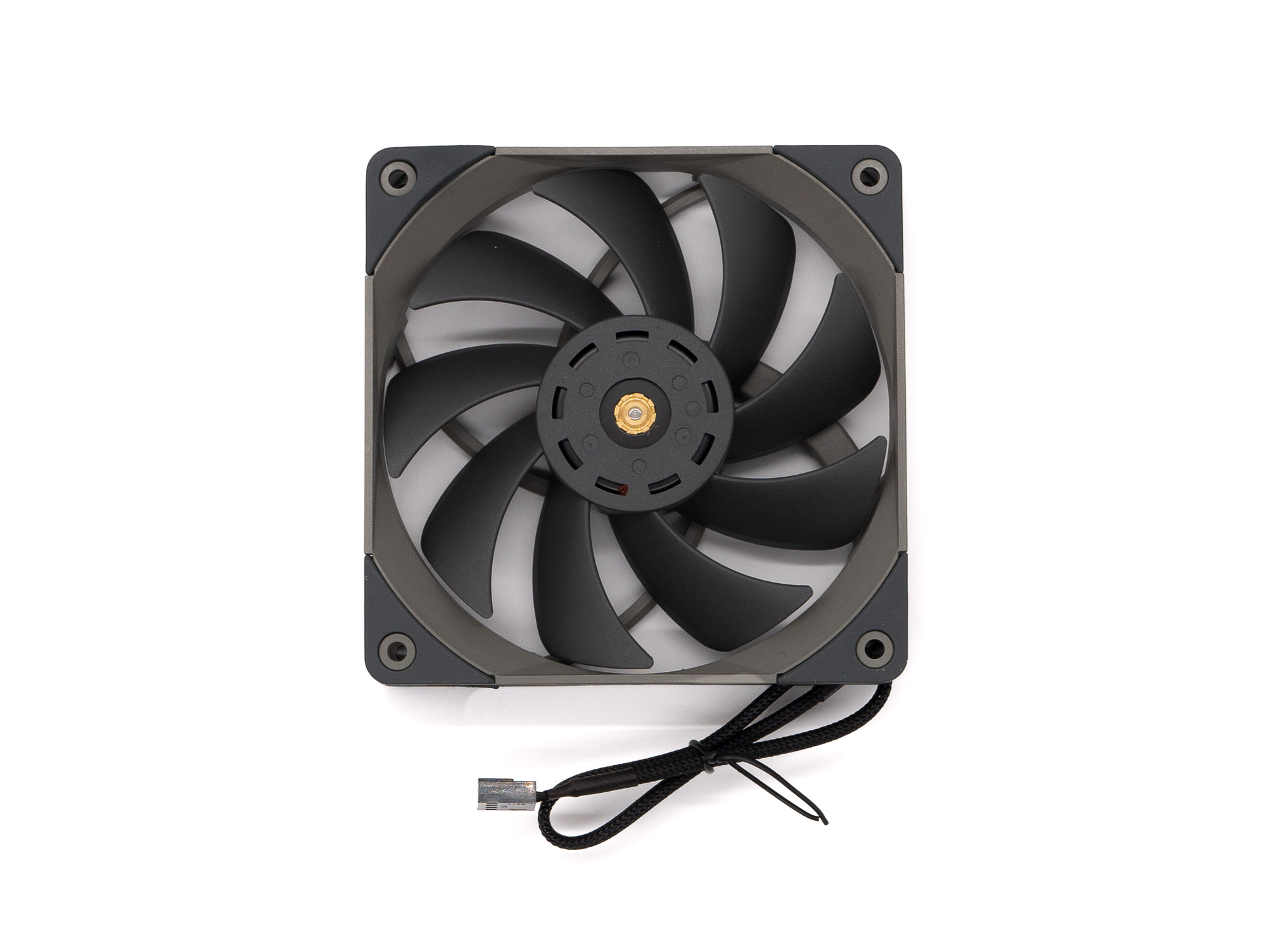 Test Thermalright Frost Commander 140 14 Thermalright Frost Commander 140 14