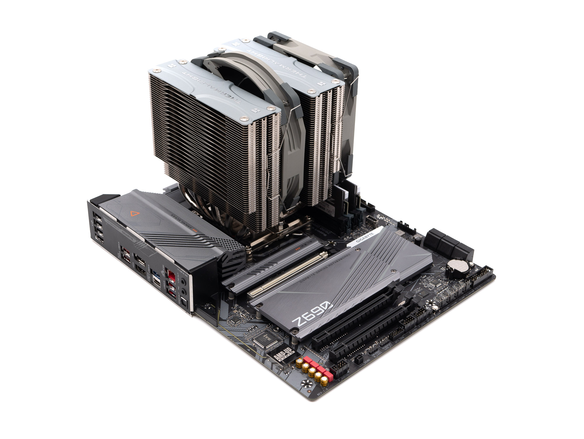 Test Thermalright Frost Commander 140 15 Thermalright Frost Commander 140 45