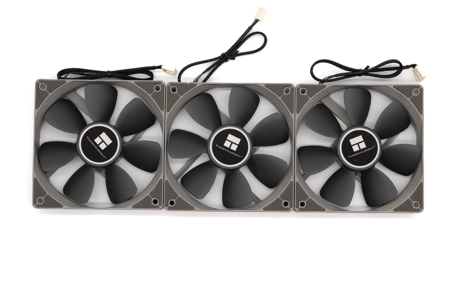 Test Thermalright Turbo Right : AIO full cuivre 18 Thermalright Turbo Right 34