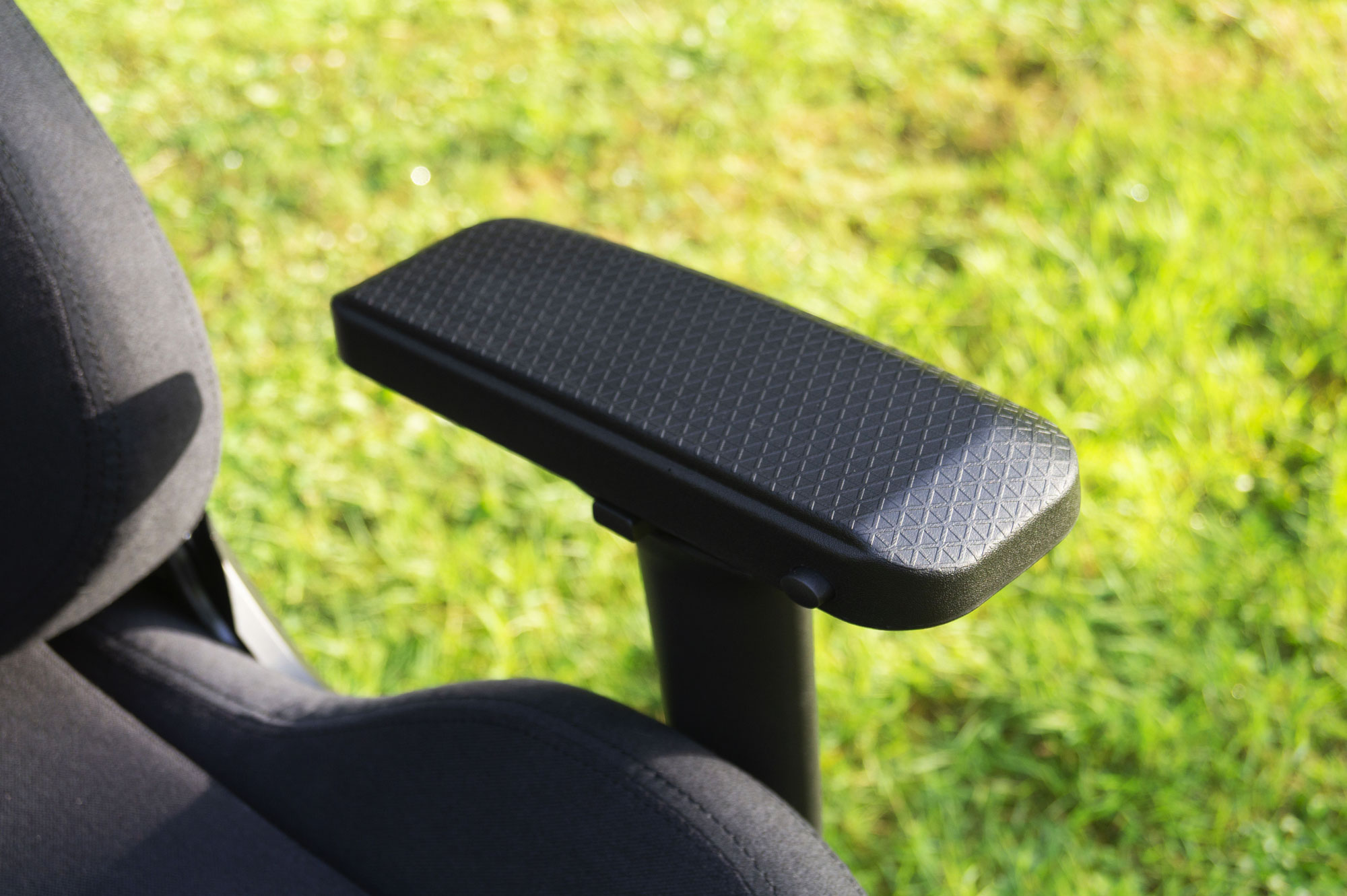 Test de la chaise CORSAIR TC200 Fabric 10 Corsair Tc200 080