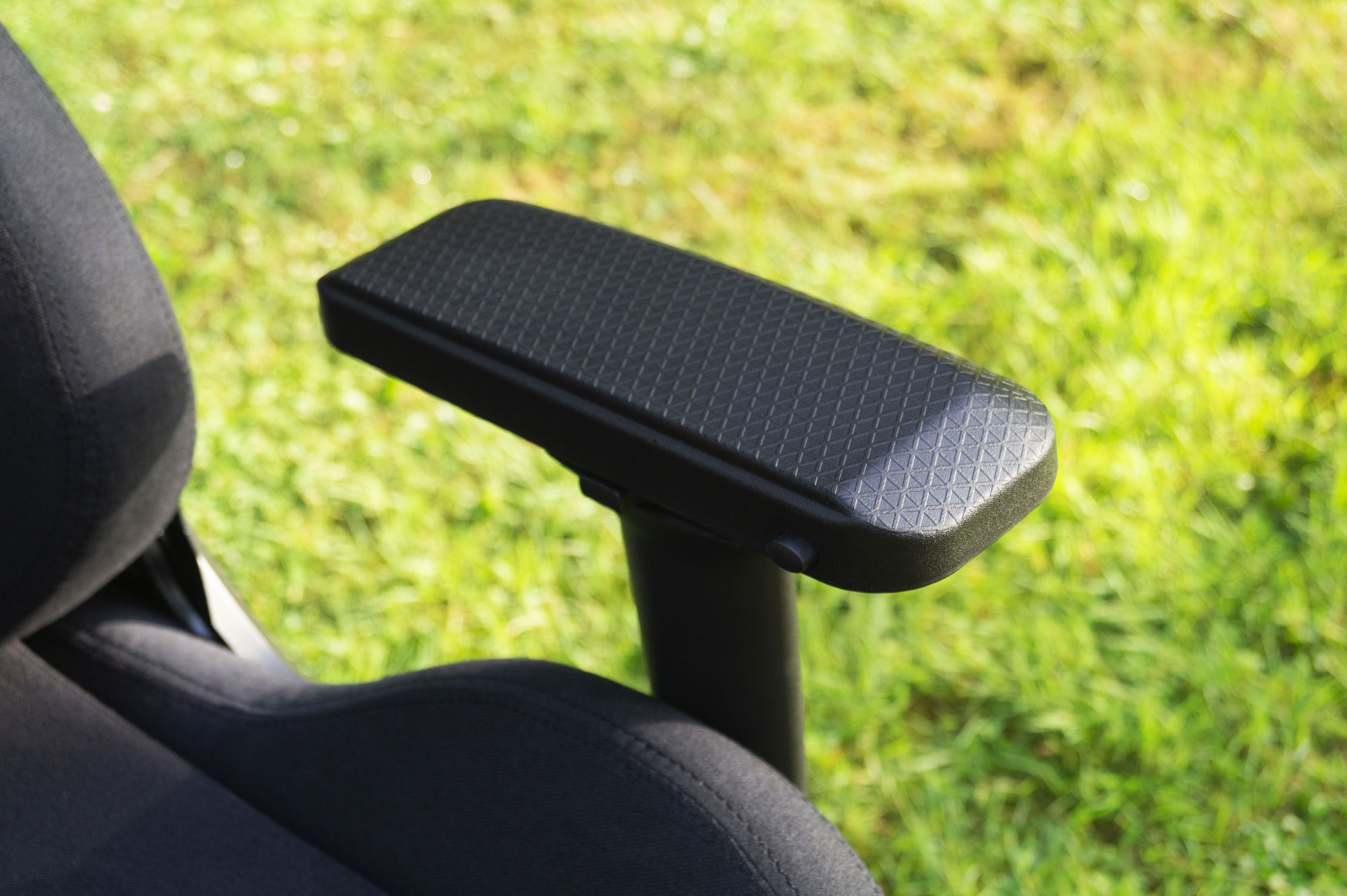 Test de la chaise CORSAIR TC200 Fabric 15 Corsair Tc200 085