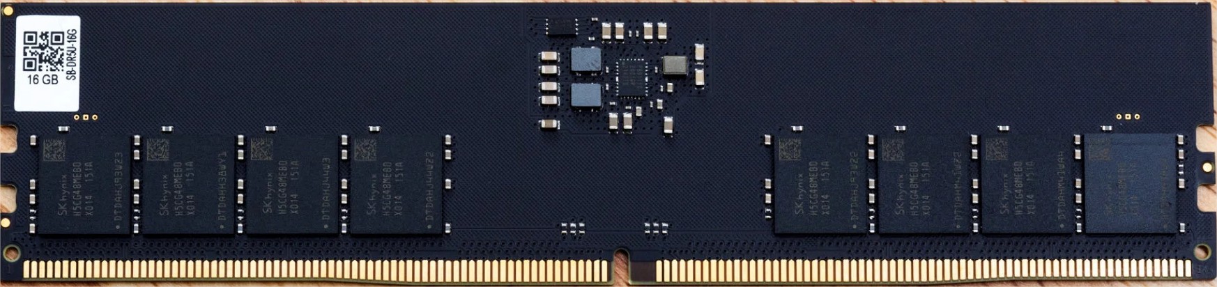 Test Sabrent Rocket DDR5 4800 MHz : Overclocking à 6600 MHz et plus si affinités ? 9 Rocket Ddr5 Pcb Face