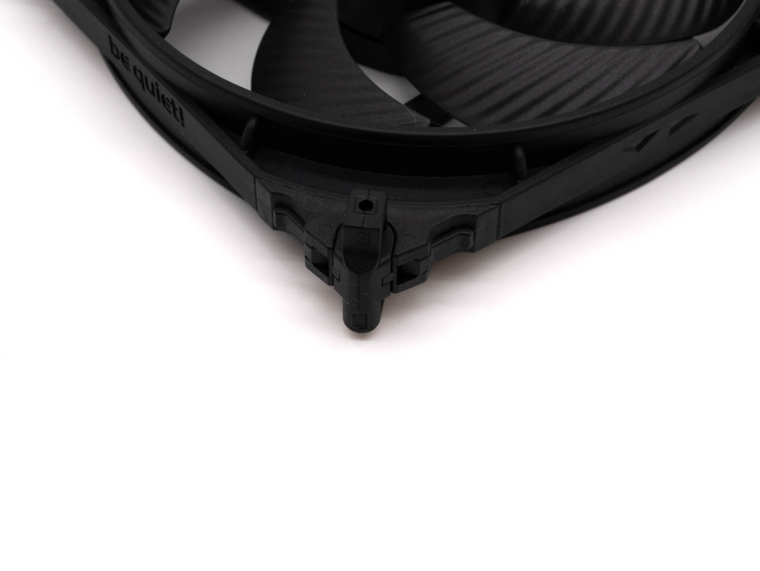 Test ventilateurs be quiet! Silent Wings 4 7 Be Quiet Silent Wings 4 140pwm High 10
