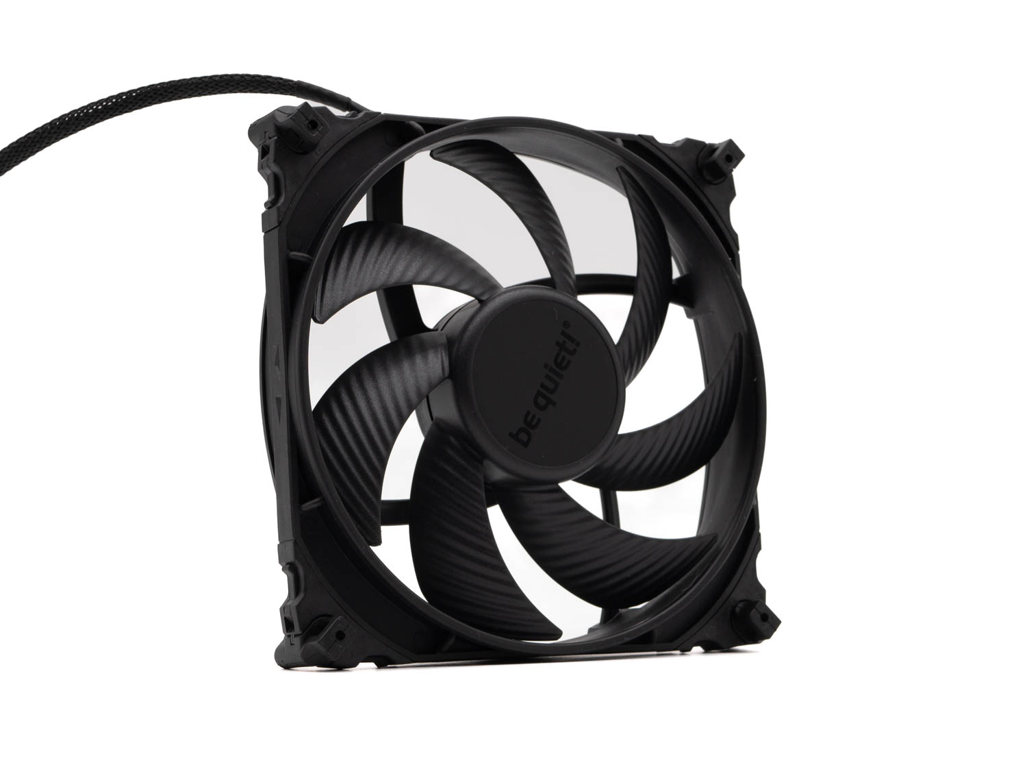 Test ventilateurs be quiet! Silent Wings 4 20 Be Quiet Silent Wings 4 140pwm High 12