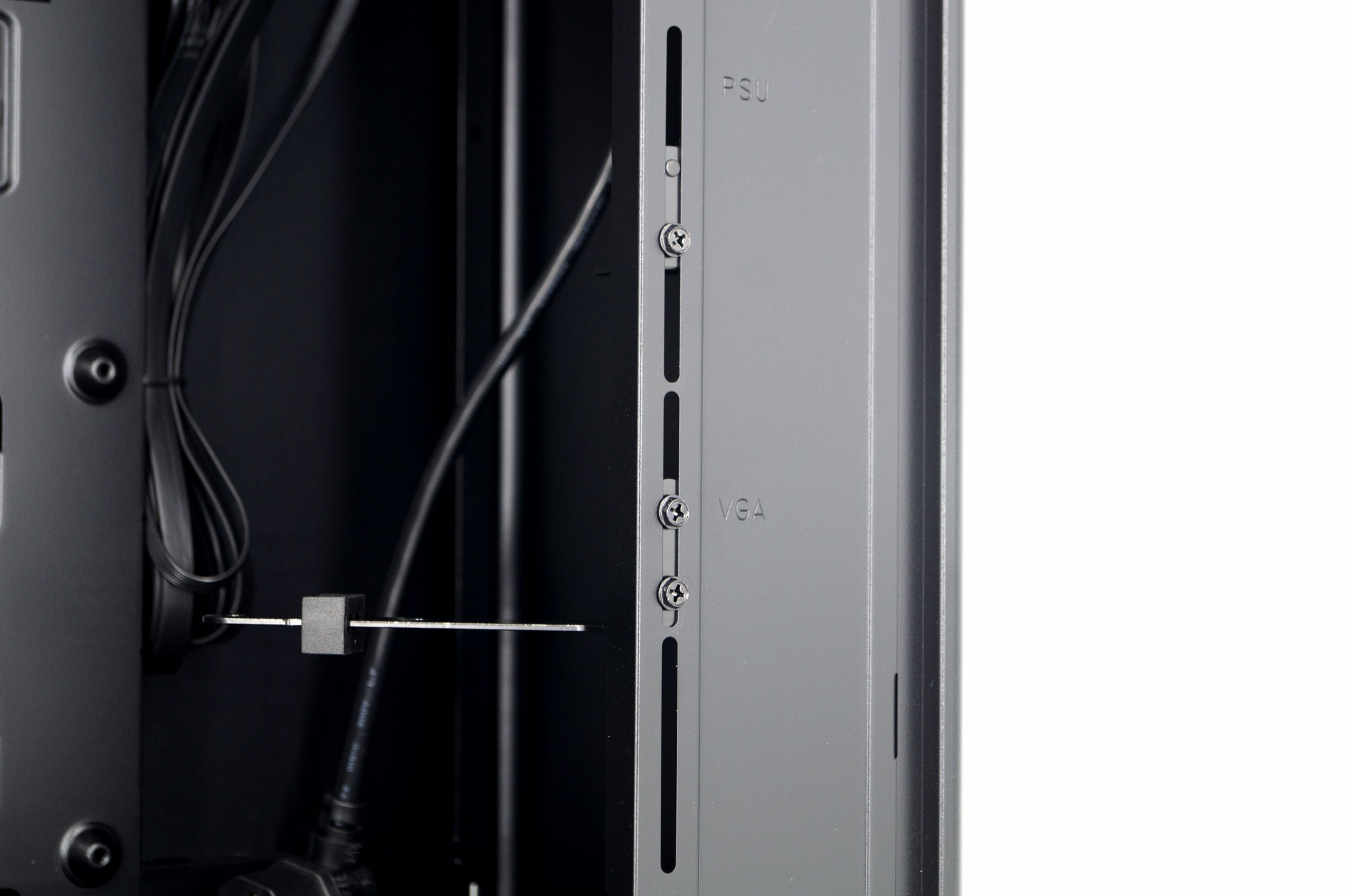Test du boîtier ATX InWin A5 19 Inwin A5 044