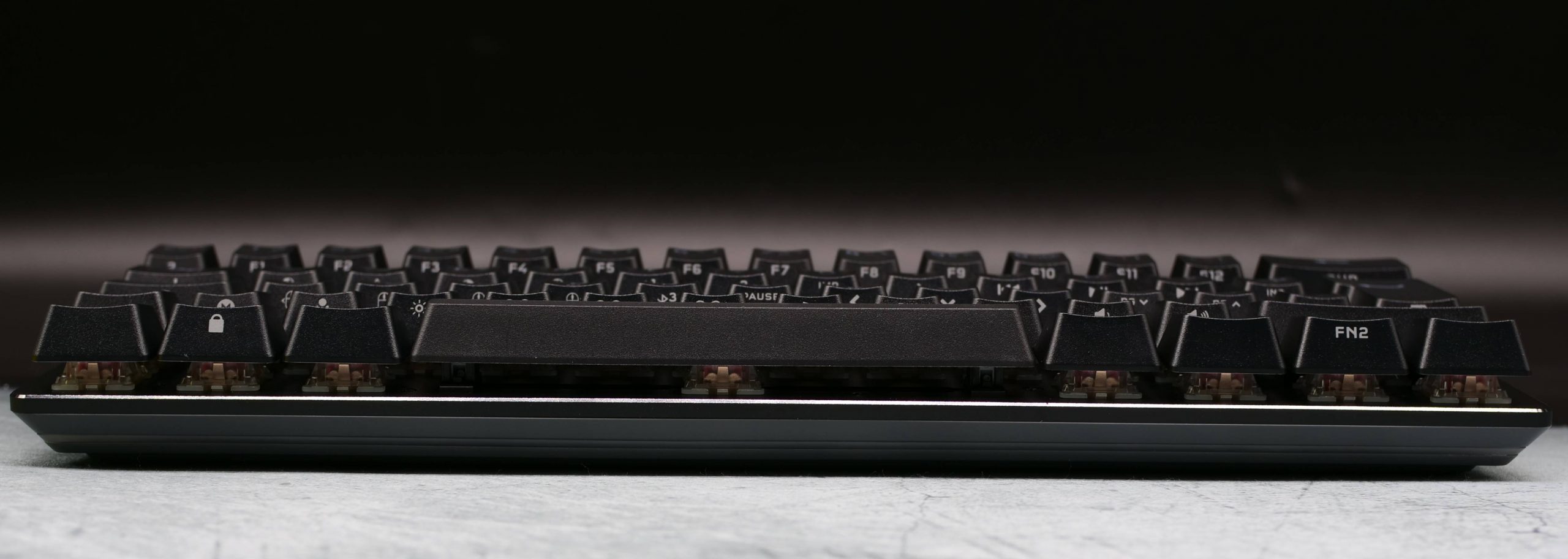 Test du Corsair K70 Pro Mini Wireless 4 K70 Rgb Pro Mini Wireless Devant