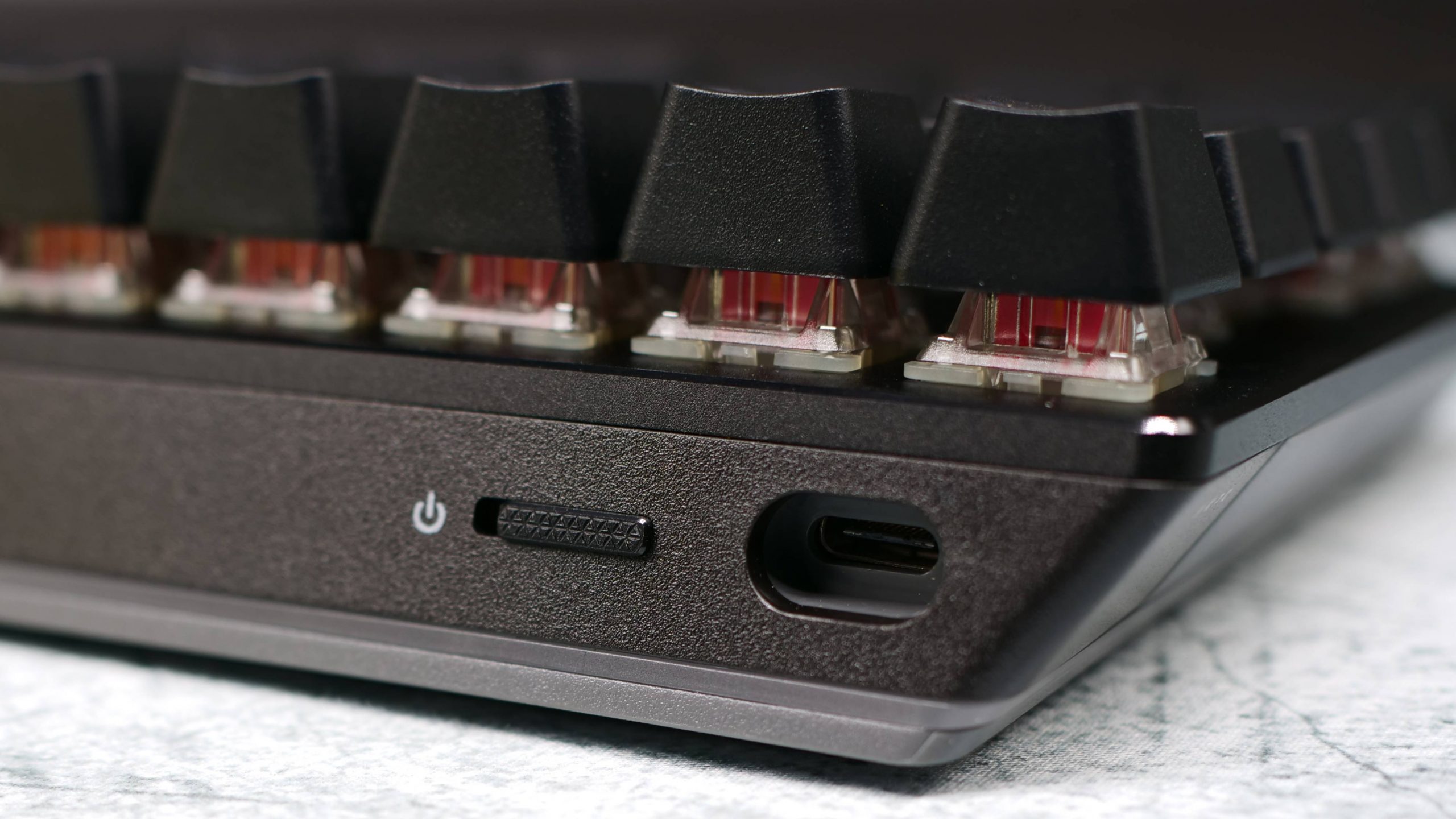 Test du Corsair K70 Pro Mini Wireless 22 K70 Rgb Pro Mini Wireless On Off Usb C